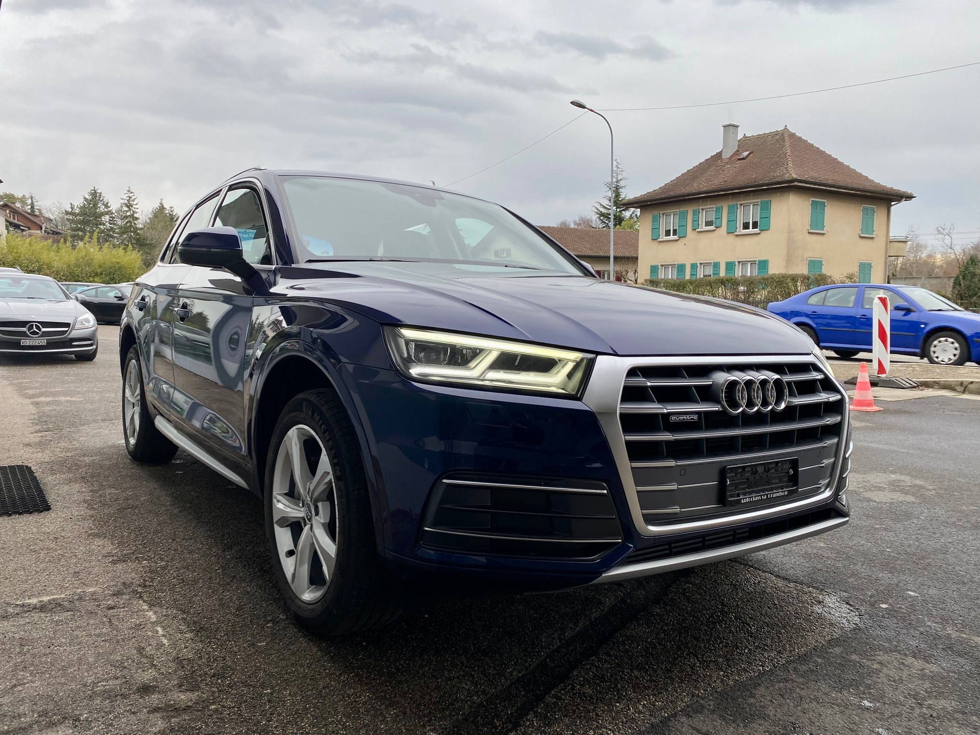 AUDI Q5 2.0 TFSI sport quattro S-tronic-image-4
