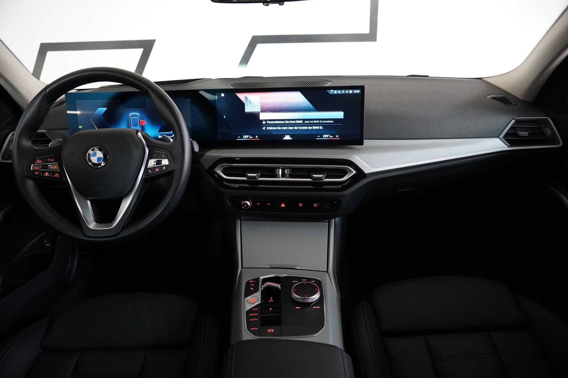 BMW 320d xDrive 48V Touring Steptronic-image-17