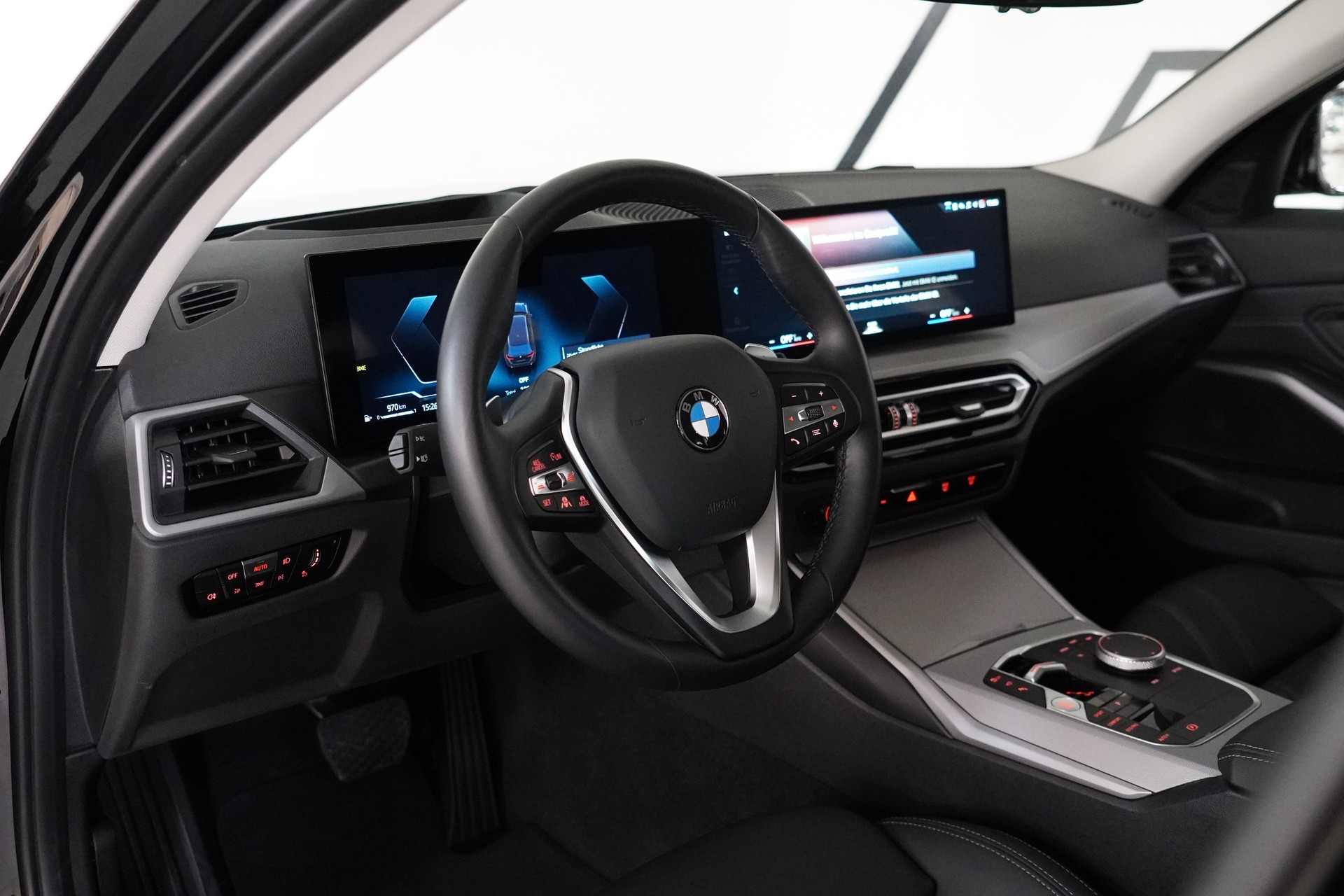 BMW 320d xDrive 48V Touring Steptronic-image-22