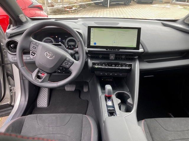 TOYOTA C-HR 2.0 HSD CVT GR Sport Premiere 4WD-image-10