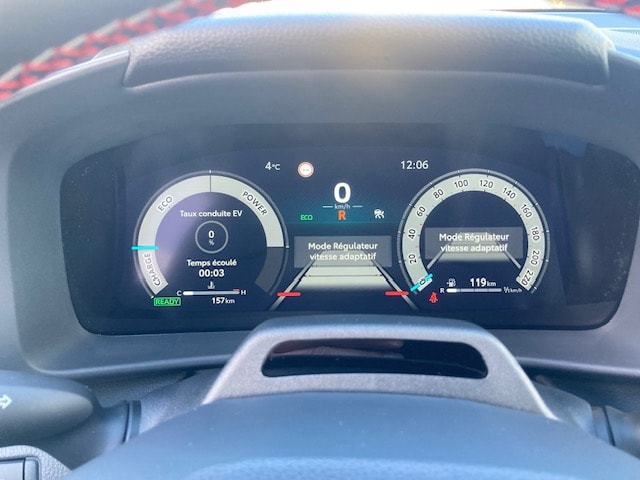 TOYOTA C-HR 2.0 HSD CVT GR Sport Premiere 4WD-image-15