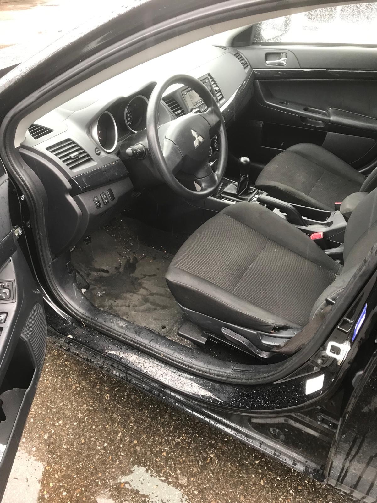 MITSUBISHI Lancer Sportback 1.6 Pure-image-5