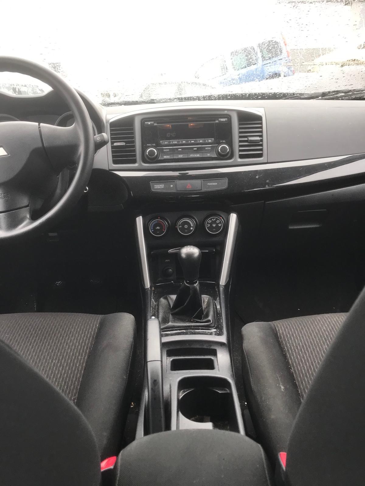 MITSUBISHI Lancer Sportback 1.6 Pure-image-6