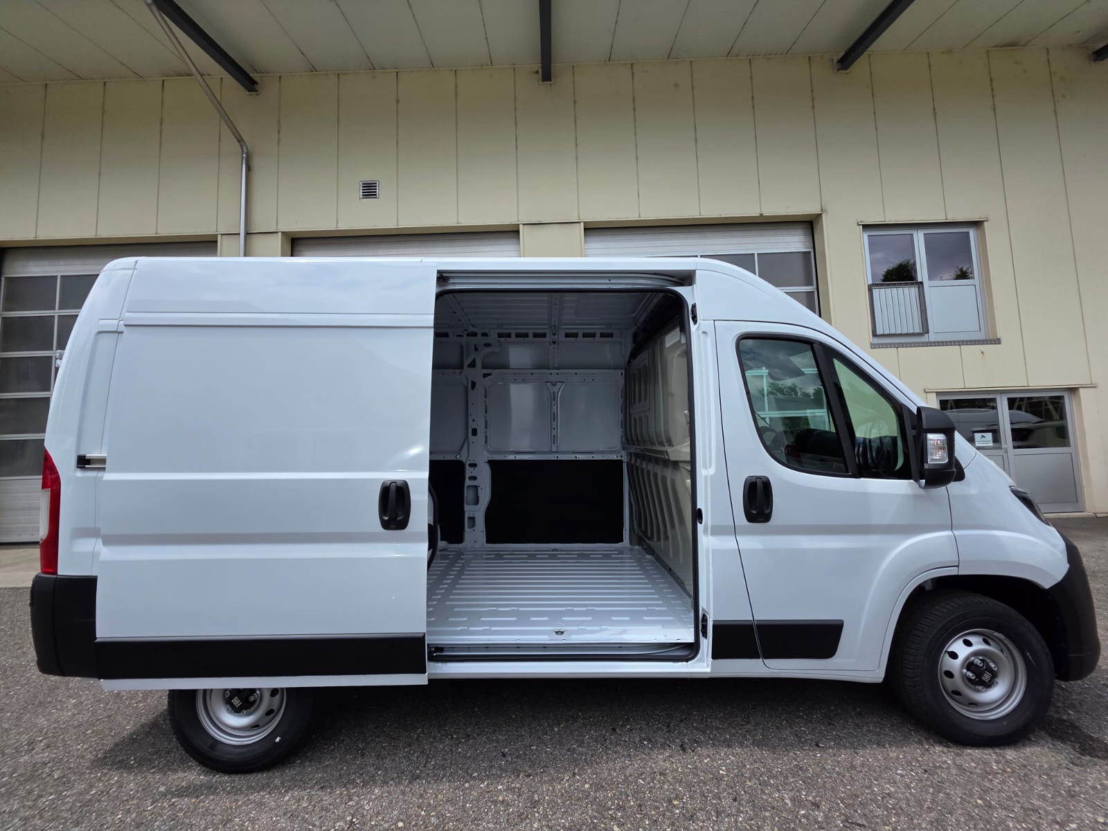FIAT Ducato 290 33 L2 H2 2.2 Multijet MY 24-image-5