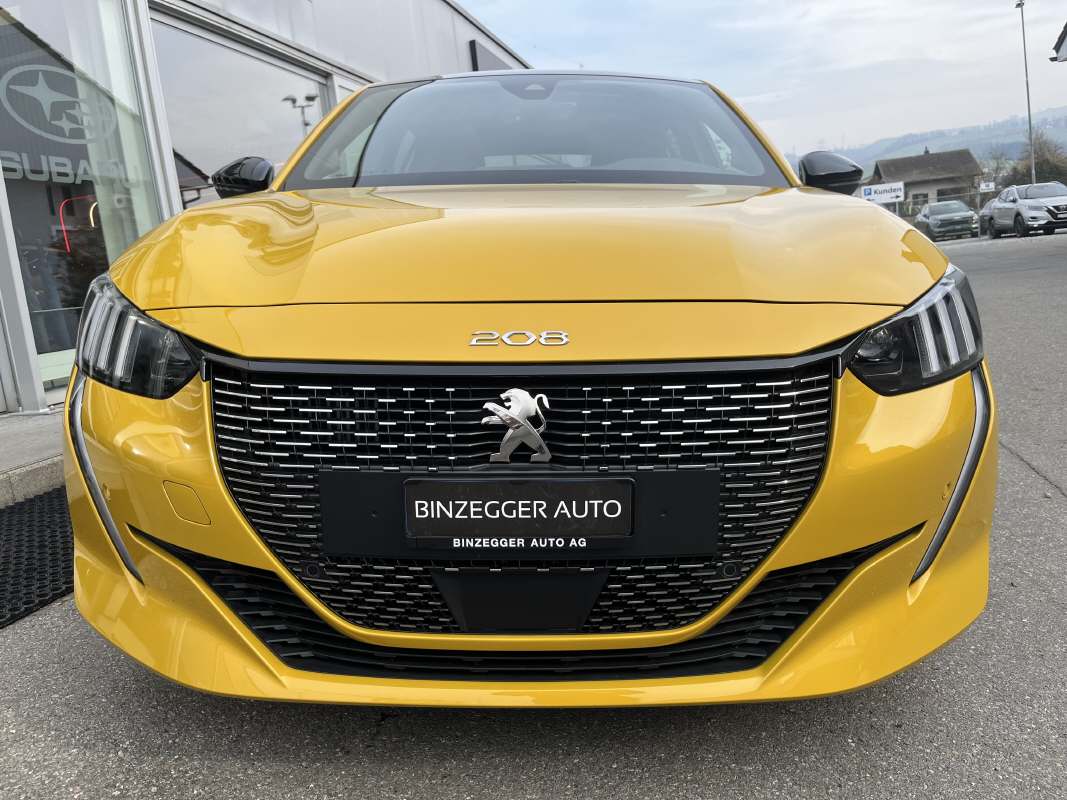 PEUGEOT 208 1.2 PureTech 100 GT Pack-image-0