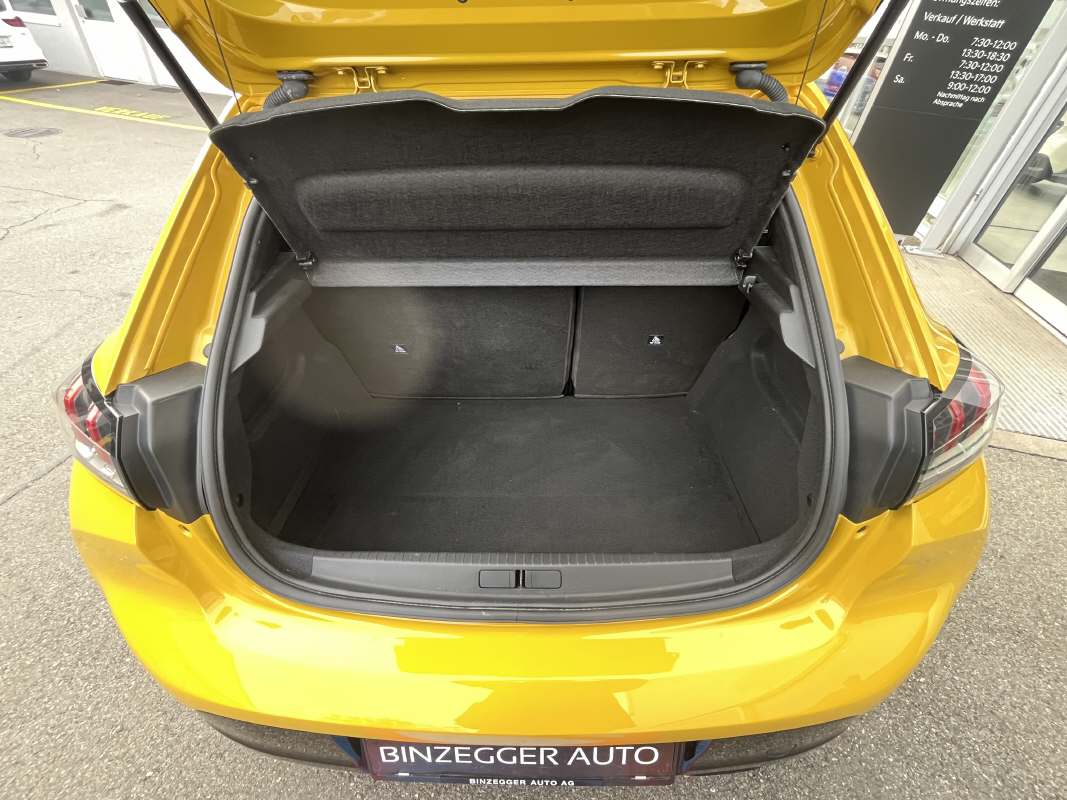 PEUGEOT 208 1.2 PureTech 100 GT Pack-image-4