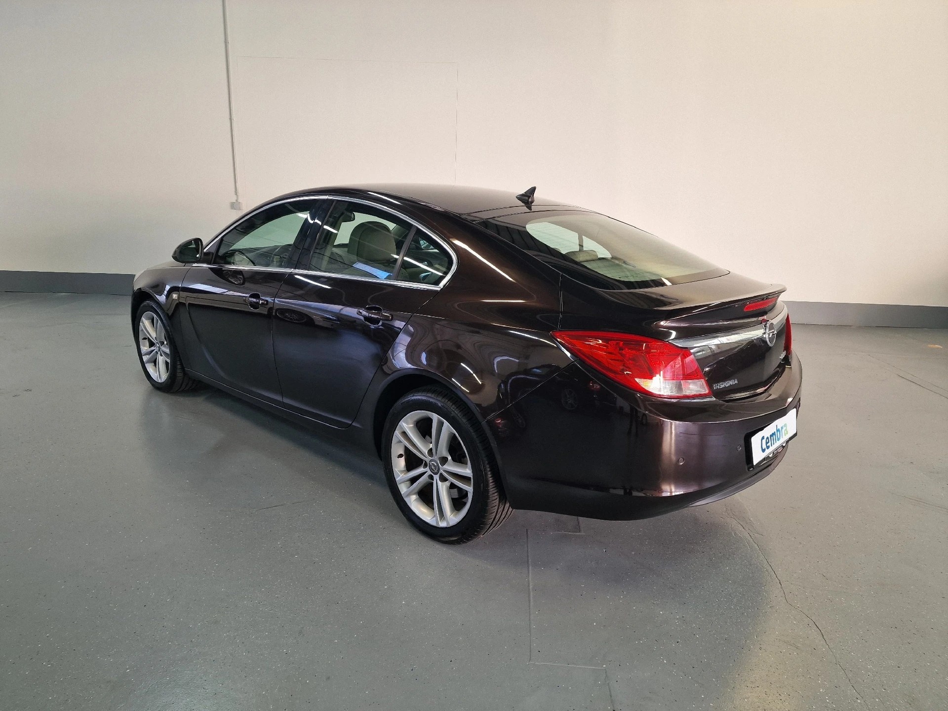 OPEL Insignia 2.0 CDTI Edition 4WD Automatic-image-9