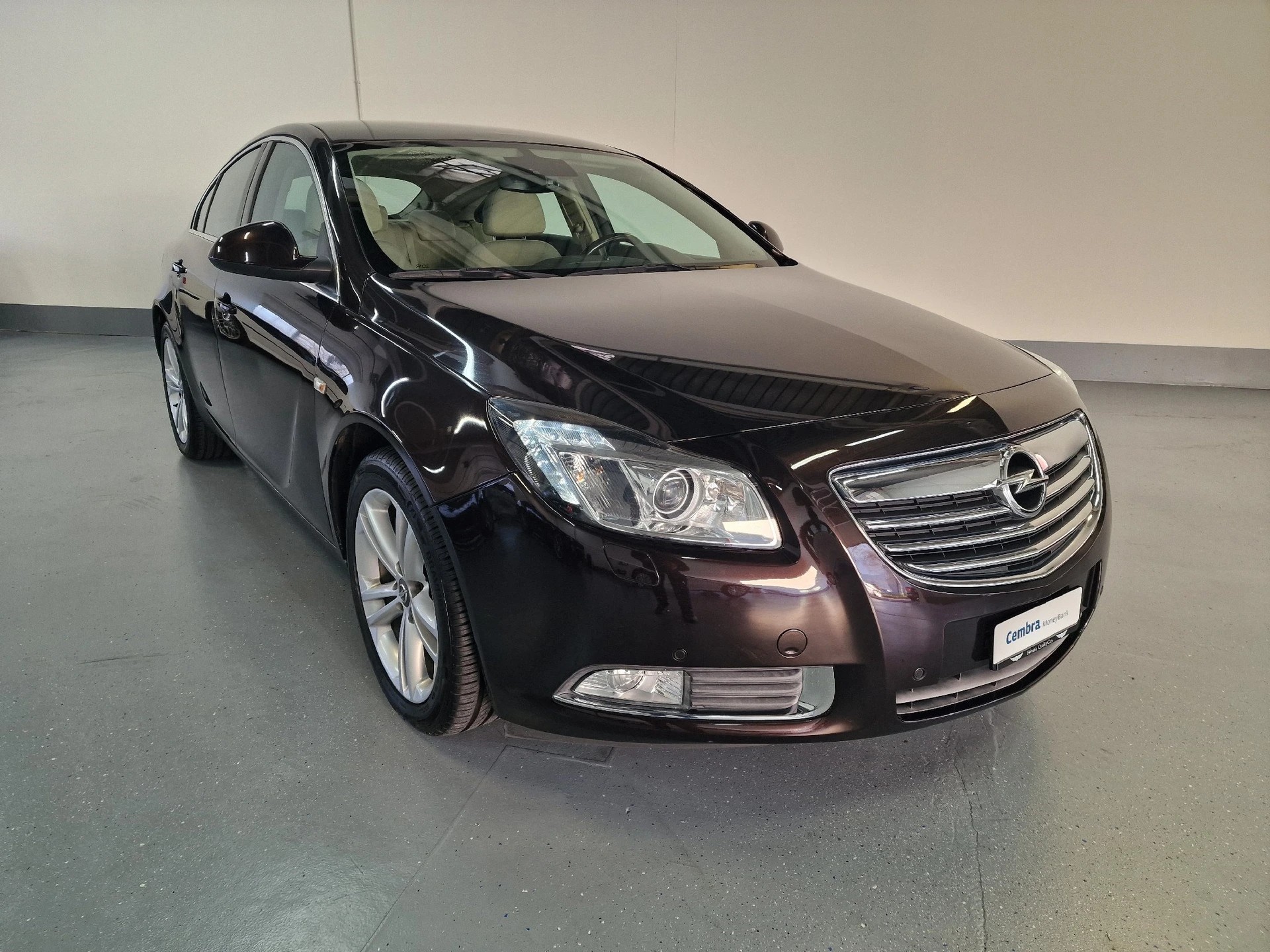 OPEL Insignia 2.0 CDTI Edition 4WD Automatic-image-2