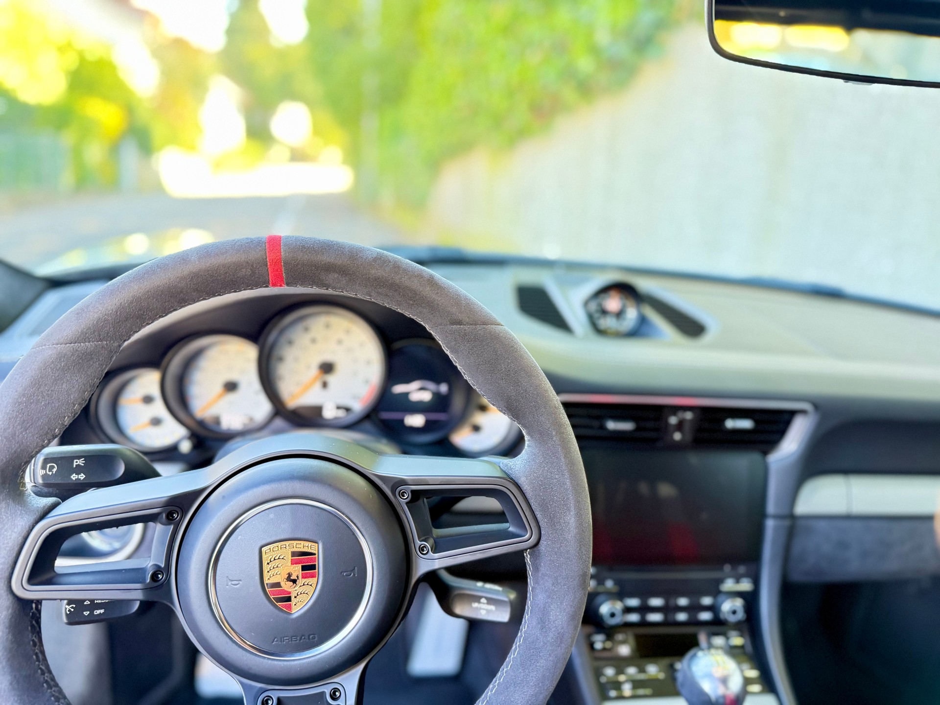 PORSCHE 911 GT3-image-5