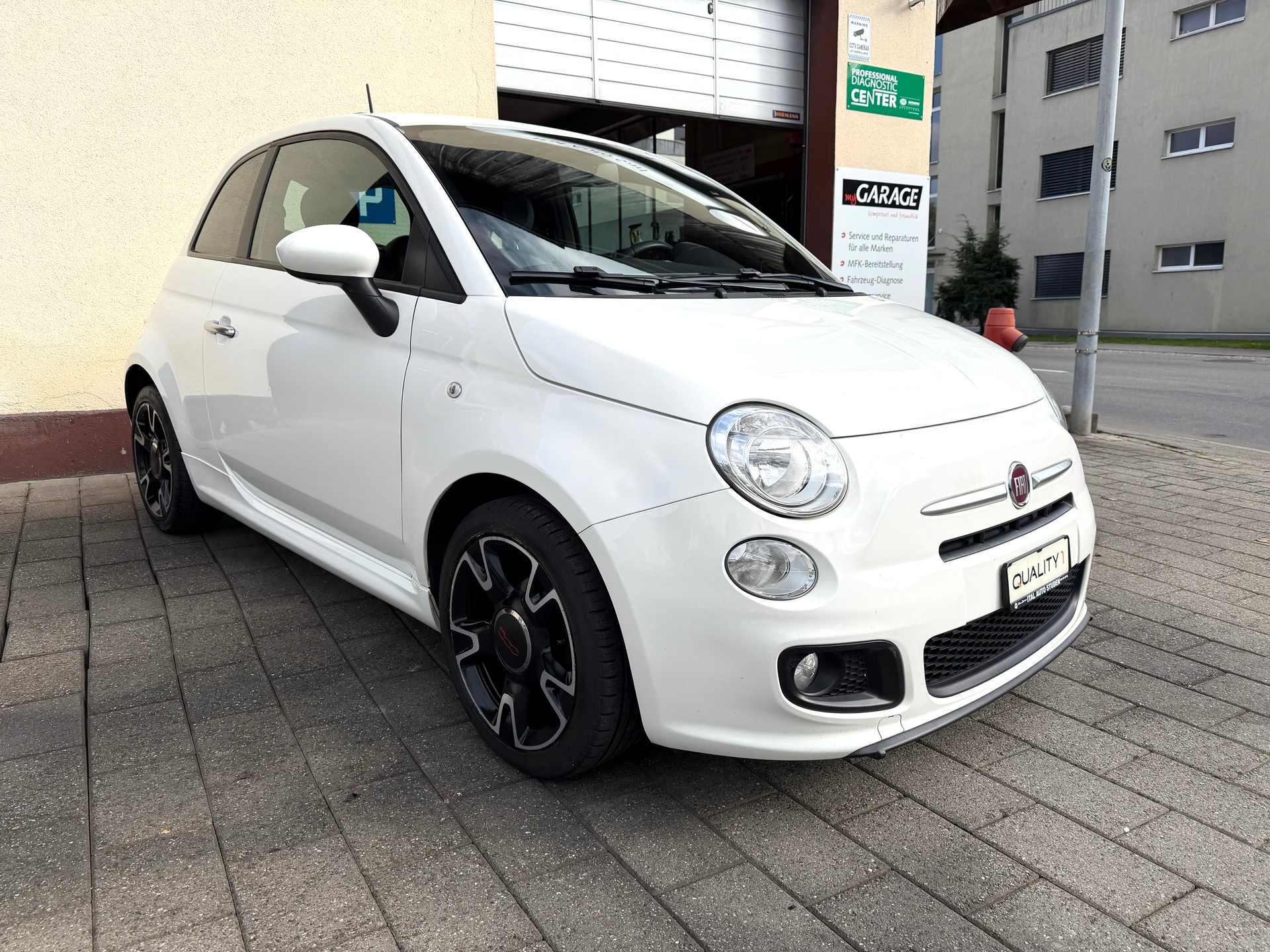 FIAT 500 1.2 S-showroom-element-1