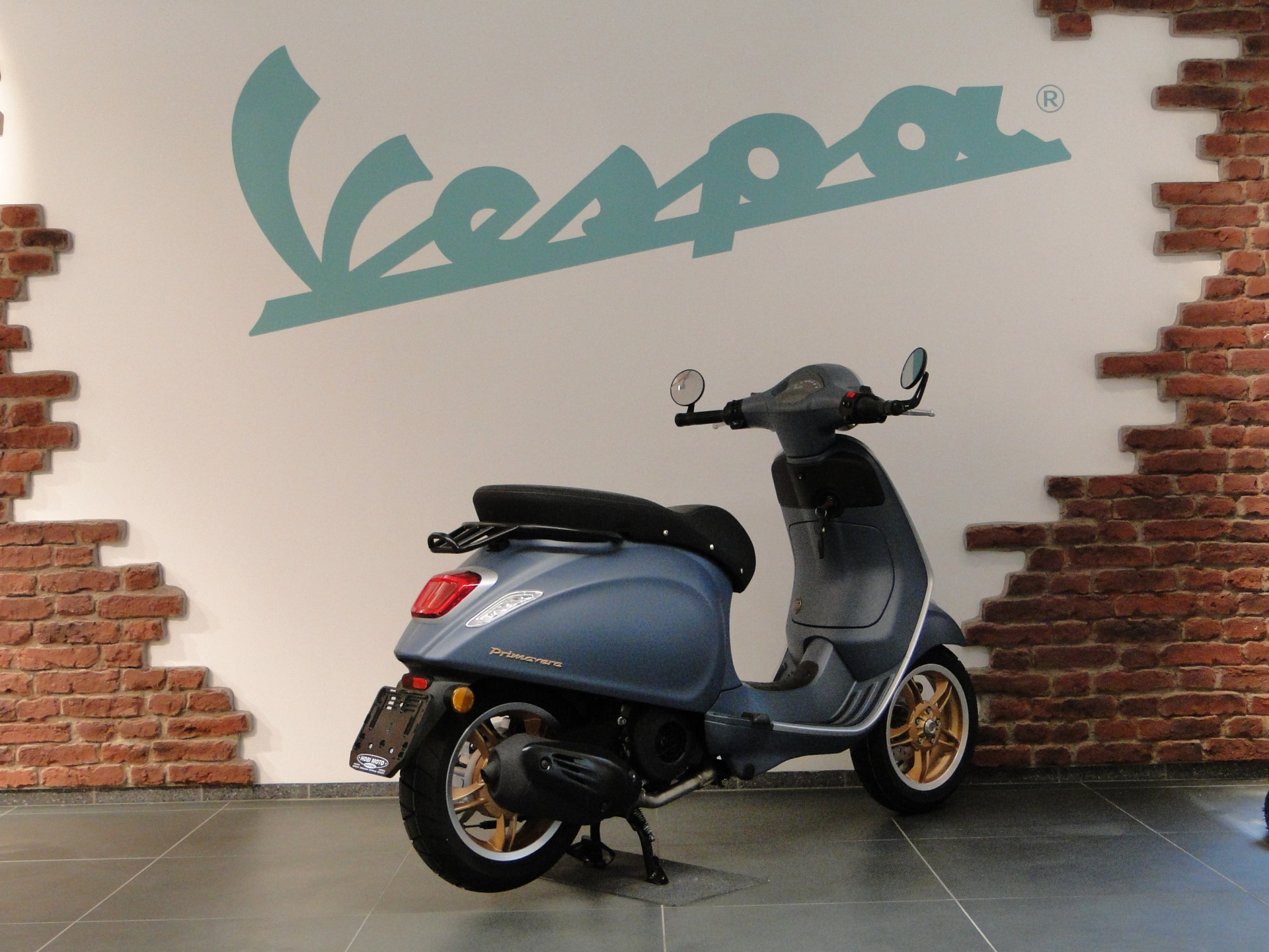 PIAGGIO Vespa Primavera 125 Officina 8 Officina 8-showroom-element-3