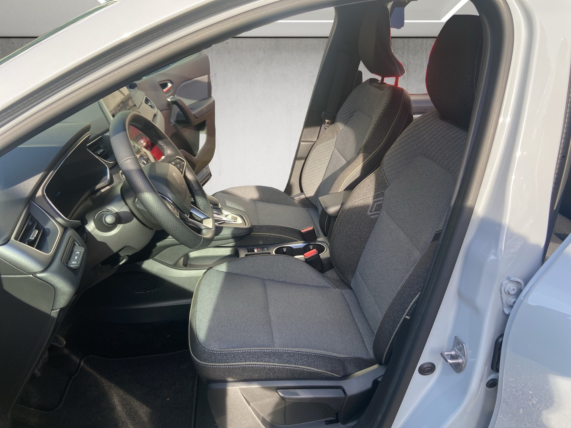 RENAULT Symbioz 1.6 E-Tech Techno-image-10
