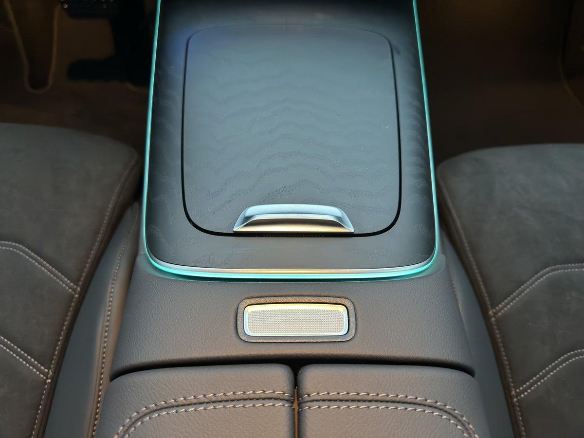 MERCEDES-BENZ E 220 d AMG Line 4matic-image-13