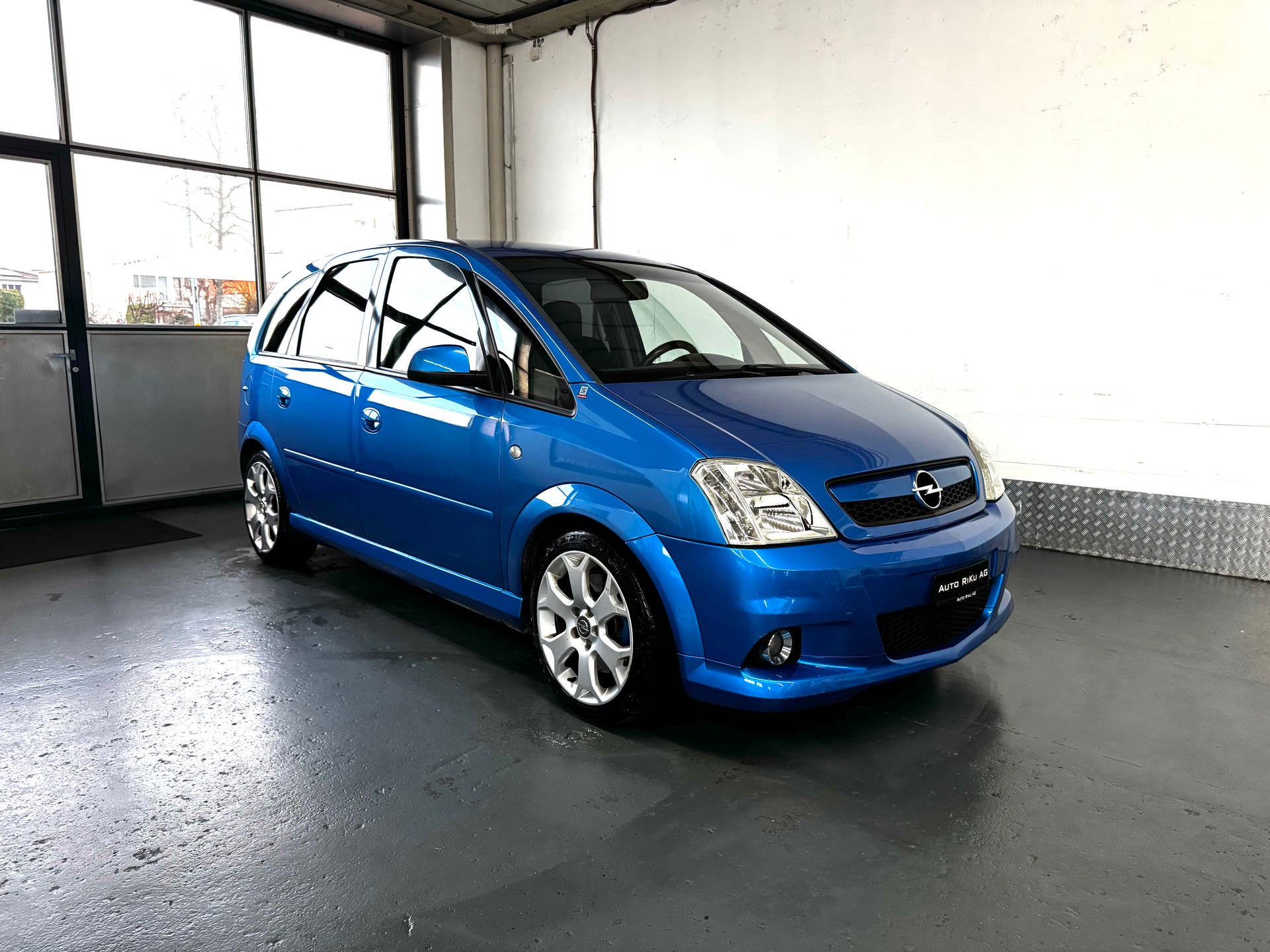 OPEL Meriva 1.6i 16V Turbo OPC-image-1