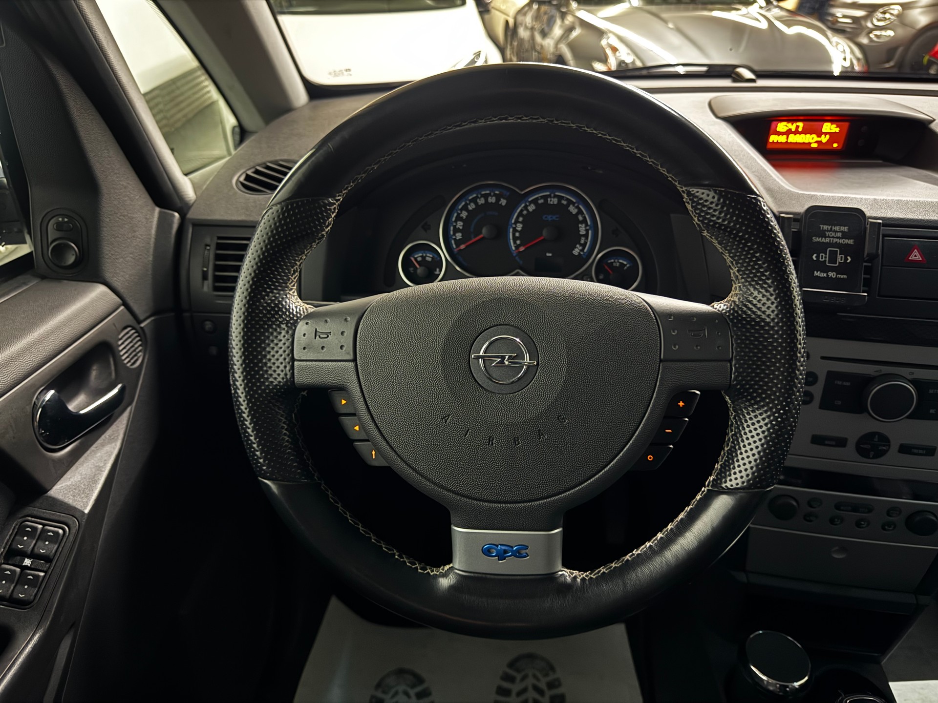 OPEL Meriva 1.6i 16V Turbo OPC-image-11