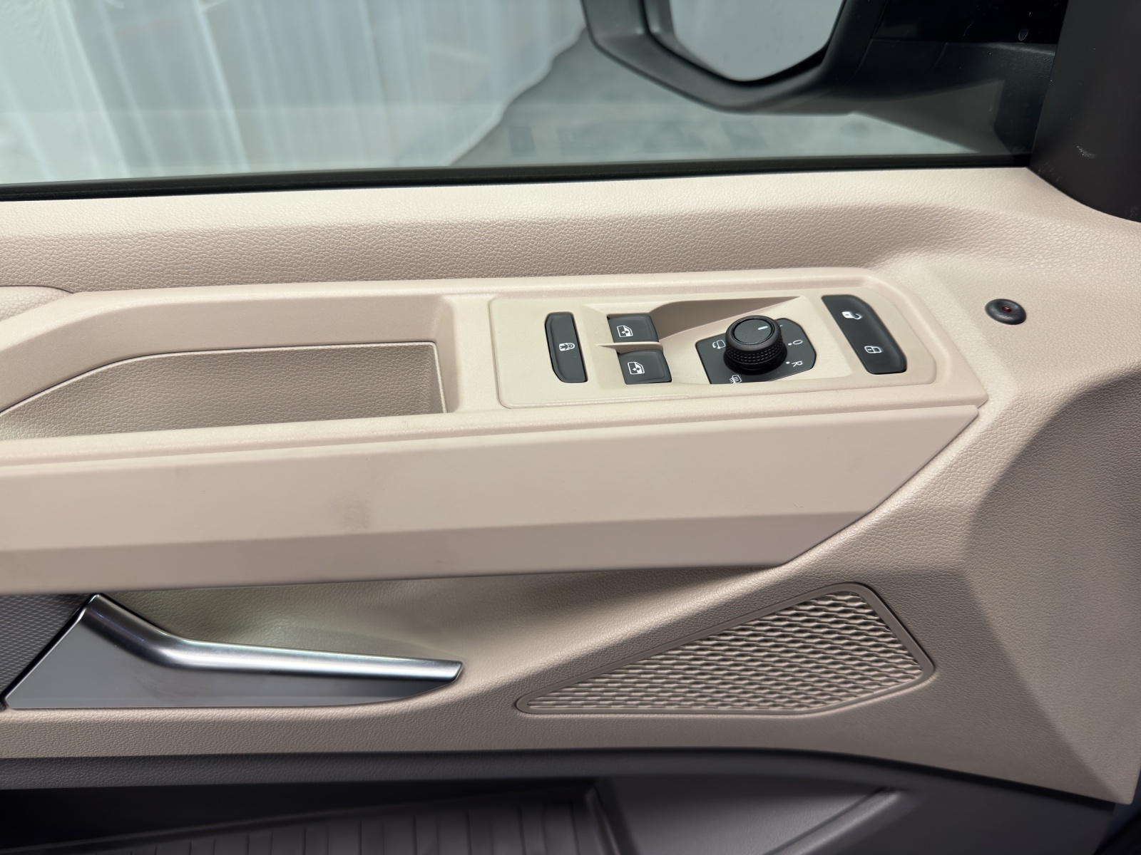 VW T7 Multivan kurz 2.0 TSI Liberty DSG-image-14