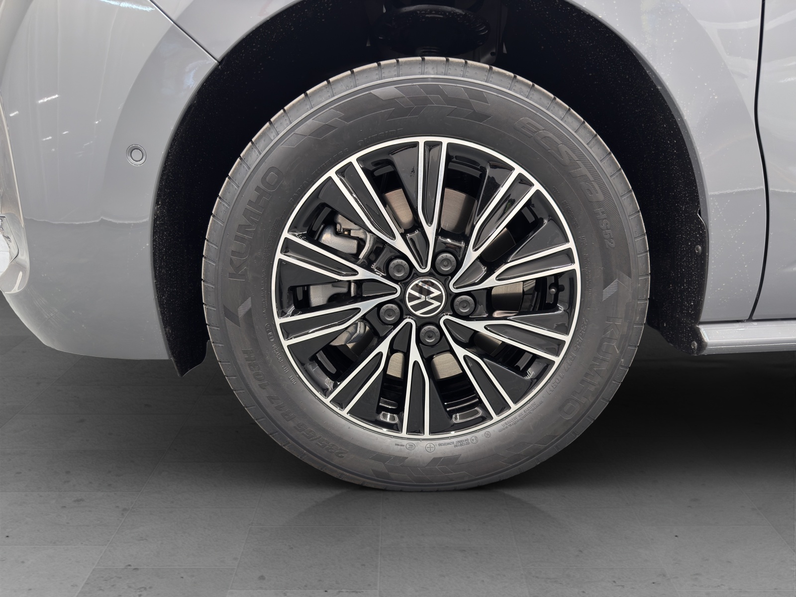 VW T7 Multivan kurz 2.0 TSI Liberty DSG-image-5