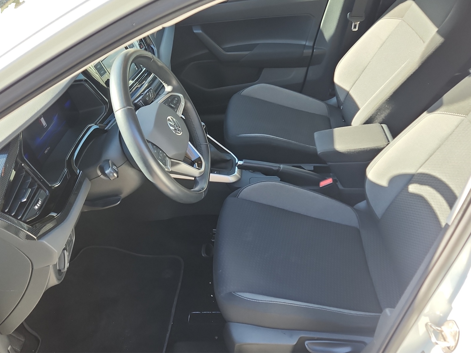 VW Polo 1.0 TSI Basis-image-10