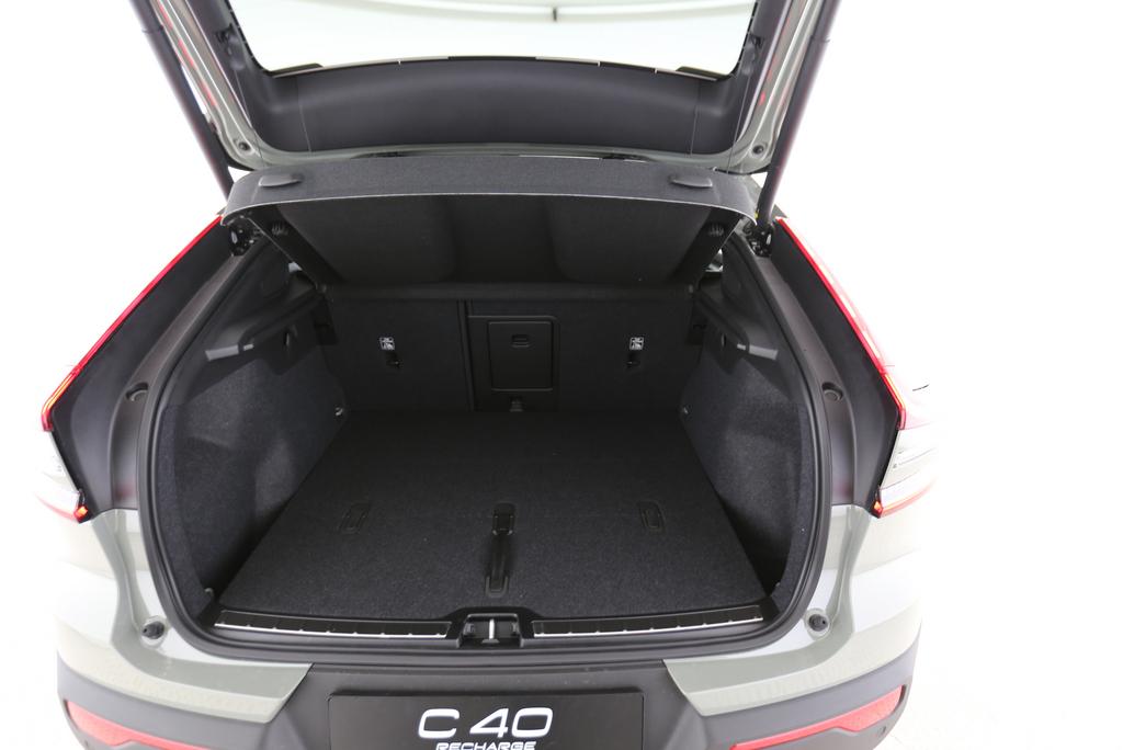 VOLVO C40 E80 Ultimate AWD-image-4