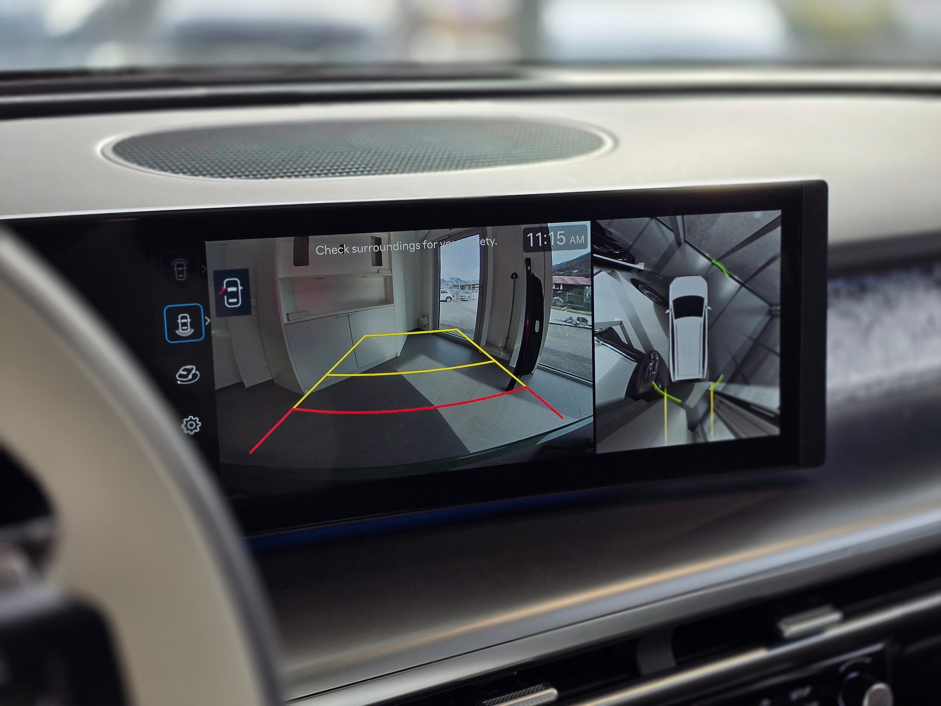 HYUNDAI Ioniq 9 110kWh Calli. 4WD-image-8