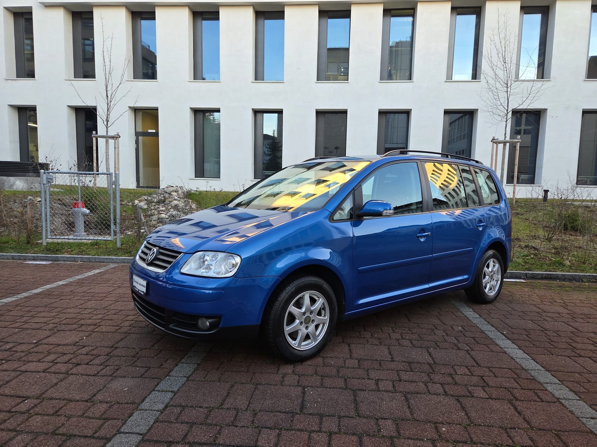 VW Touran 2.0 TDI Highline / Top Gepflegt / Frisch Ab MFK / Frisch Ab Service