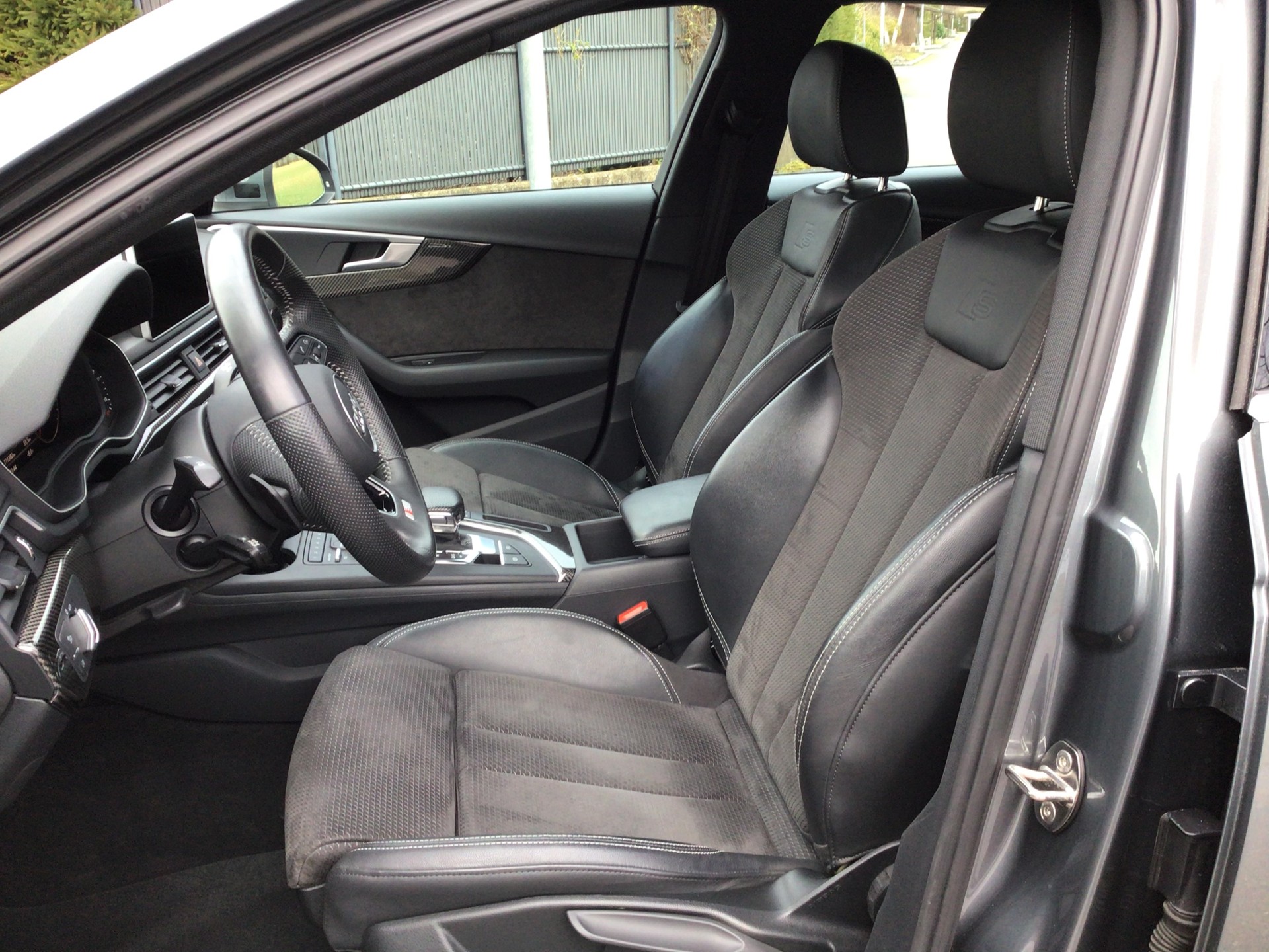AUDI A4 Avant 45 TFSI Sport S-tronic quattro-image-7