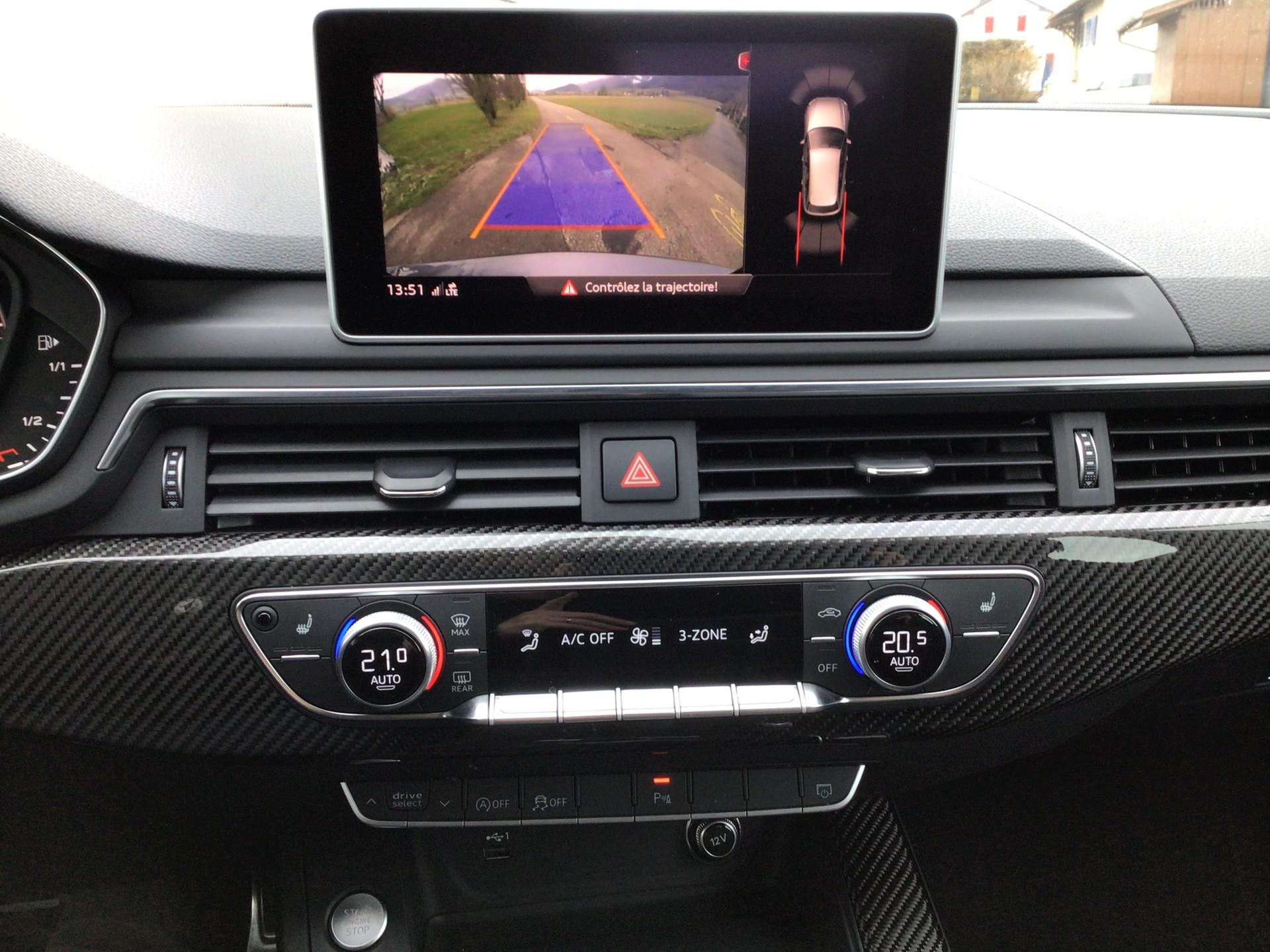 AUDI A4 Avant 45 TFSI Sport S-tronic quattro-image-12