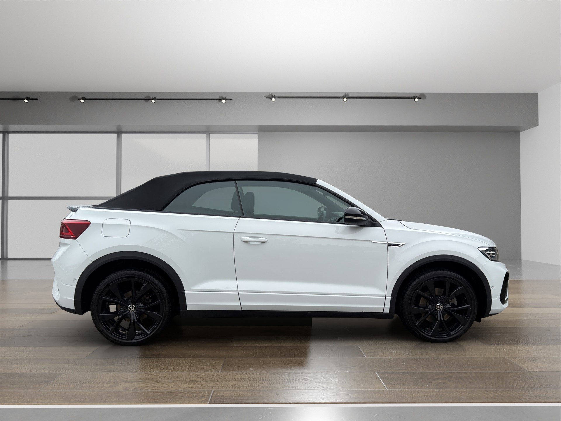 VW T-Roc Cabriolet 1.5 TSI EVO R-Line DSG-image-5