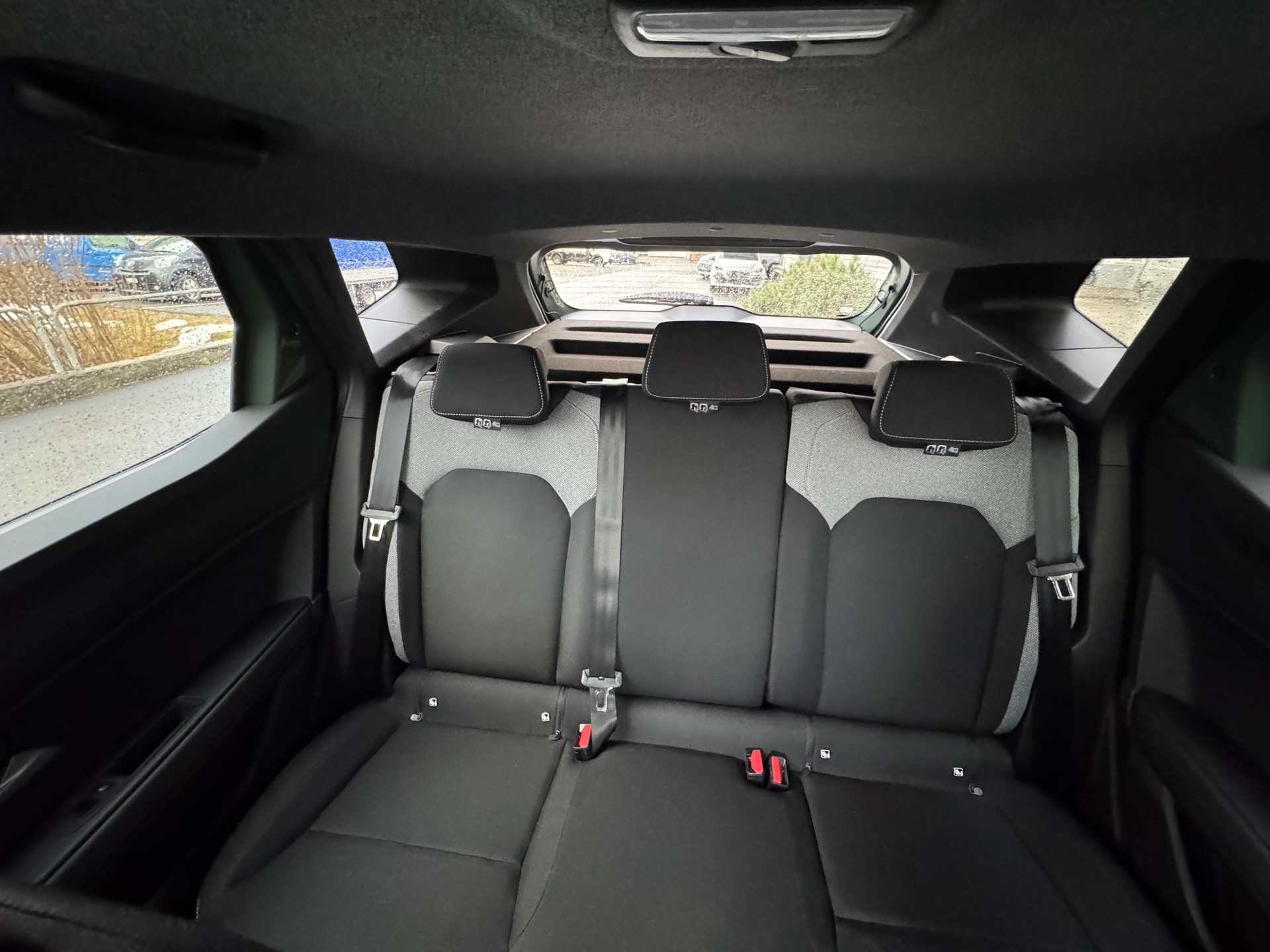 DACIA Duster HEV 155 Journey-image-14