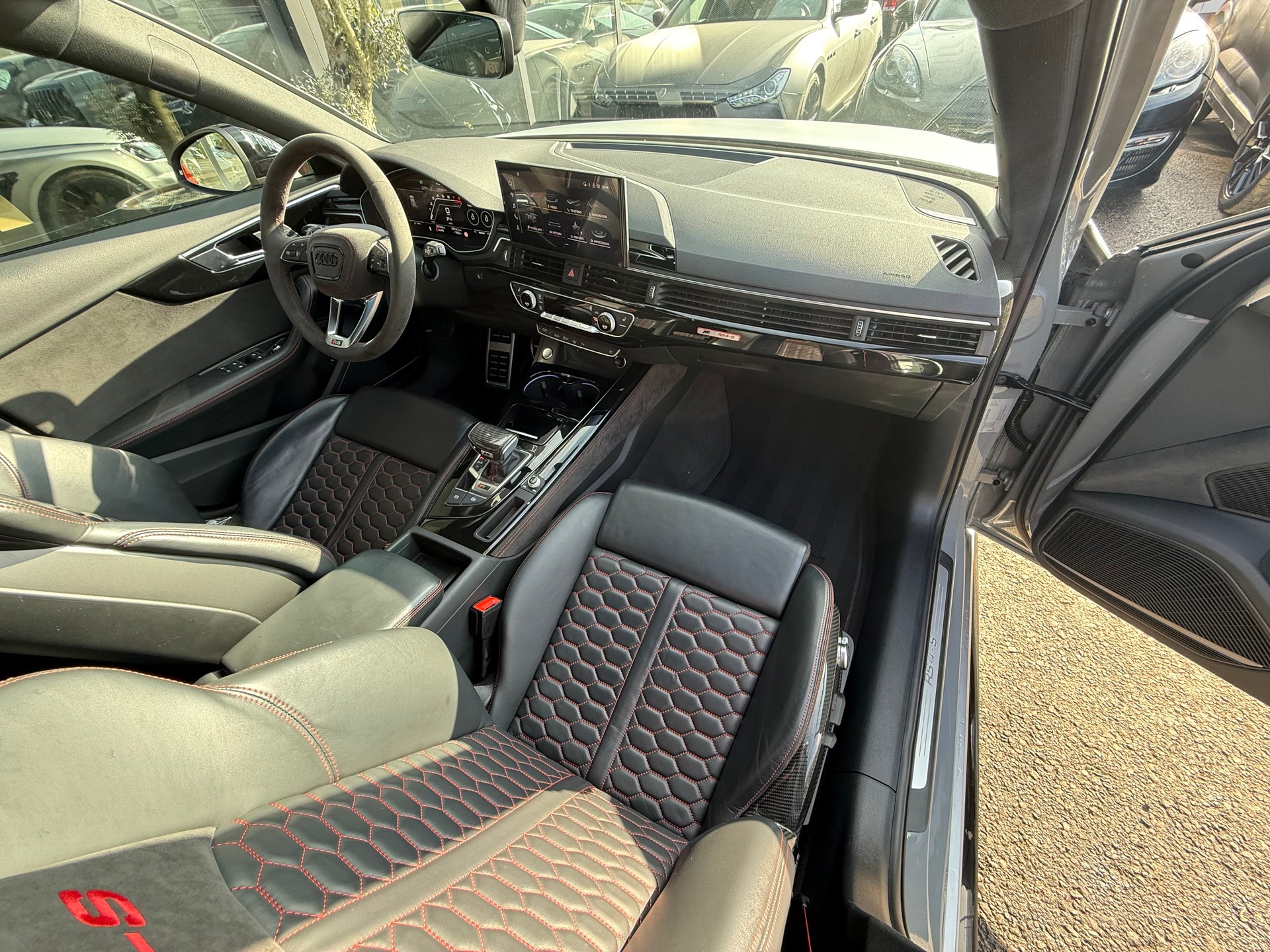 AUDI RS4 - S ABT Avant quattro tiptronic-image-11