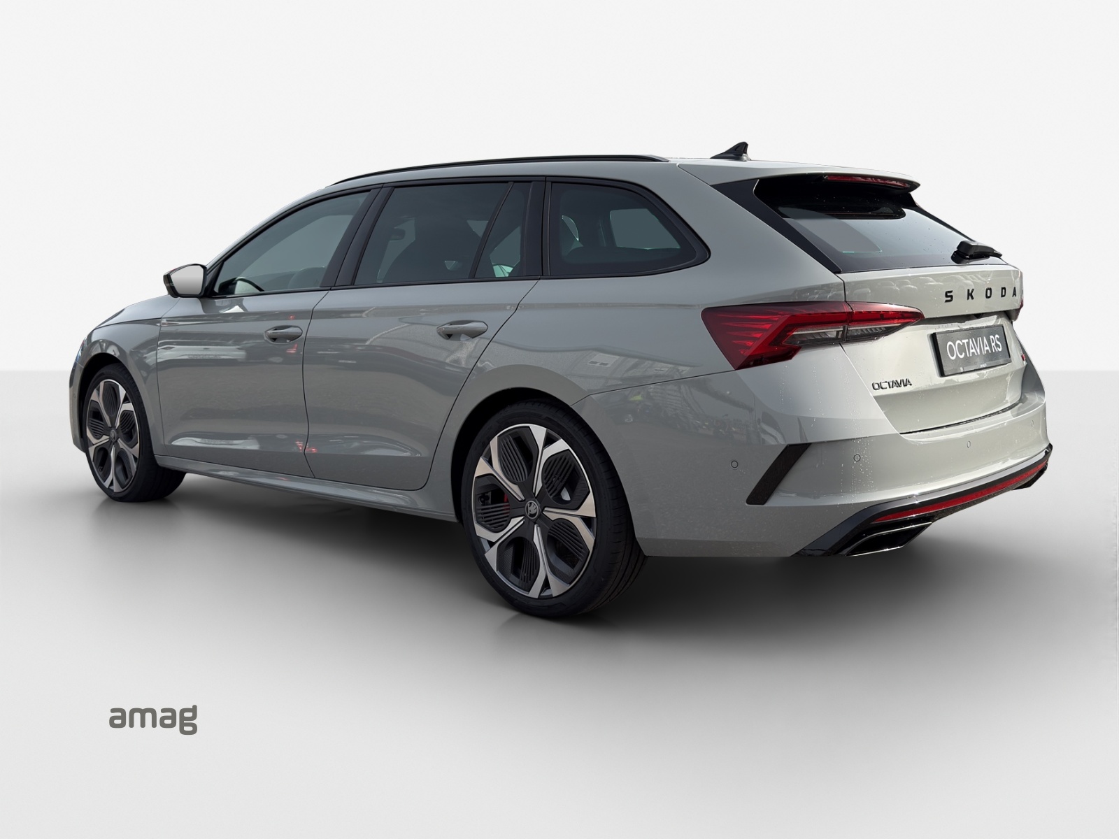 SKODA Octavia Combi 2.0 TSI DSG RS-image-2