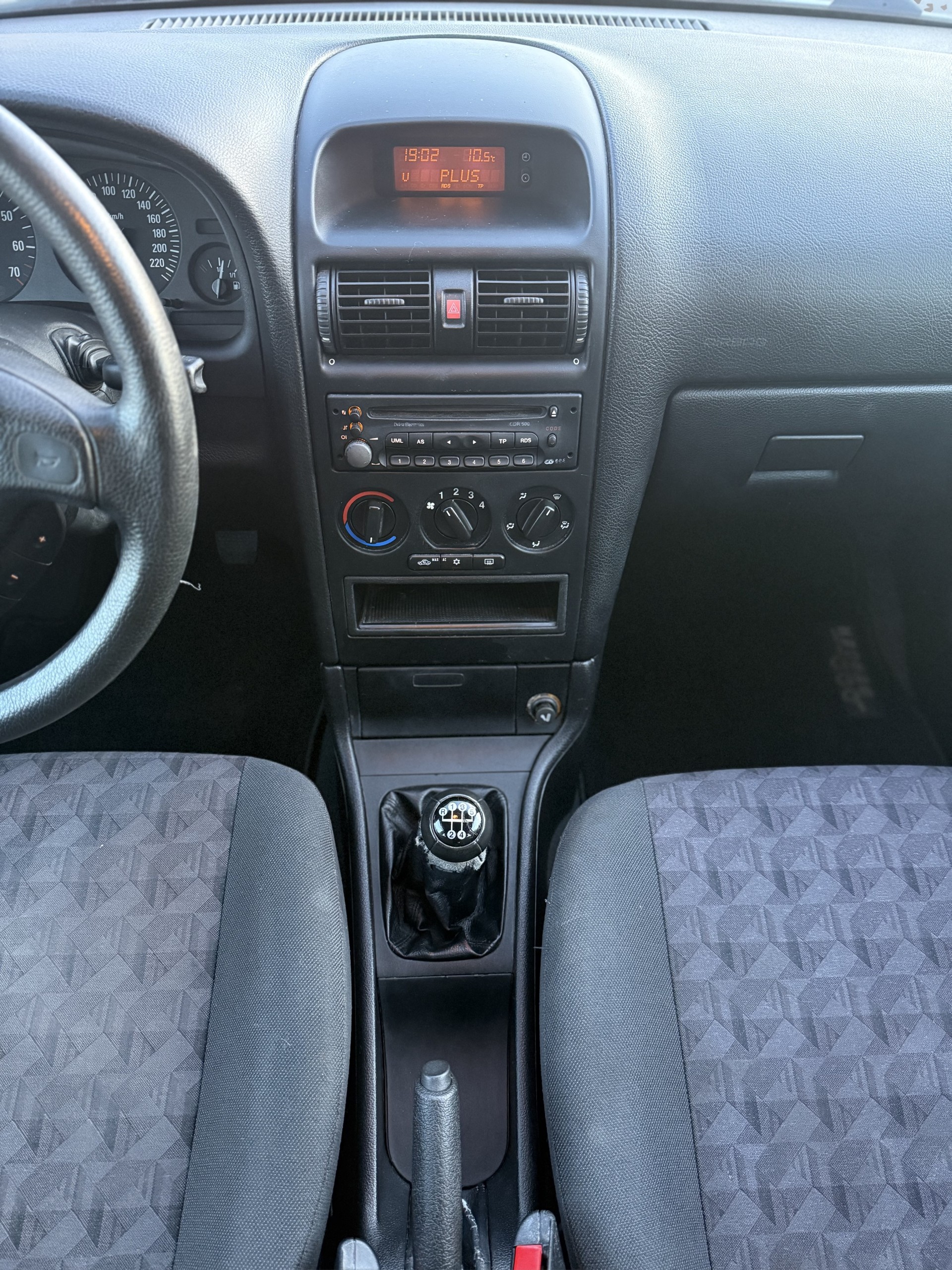 OPEL CONFORT-image-13