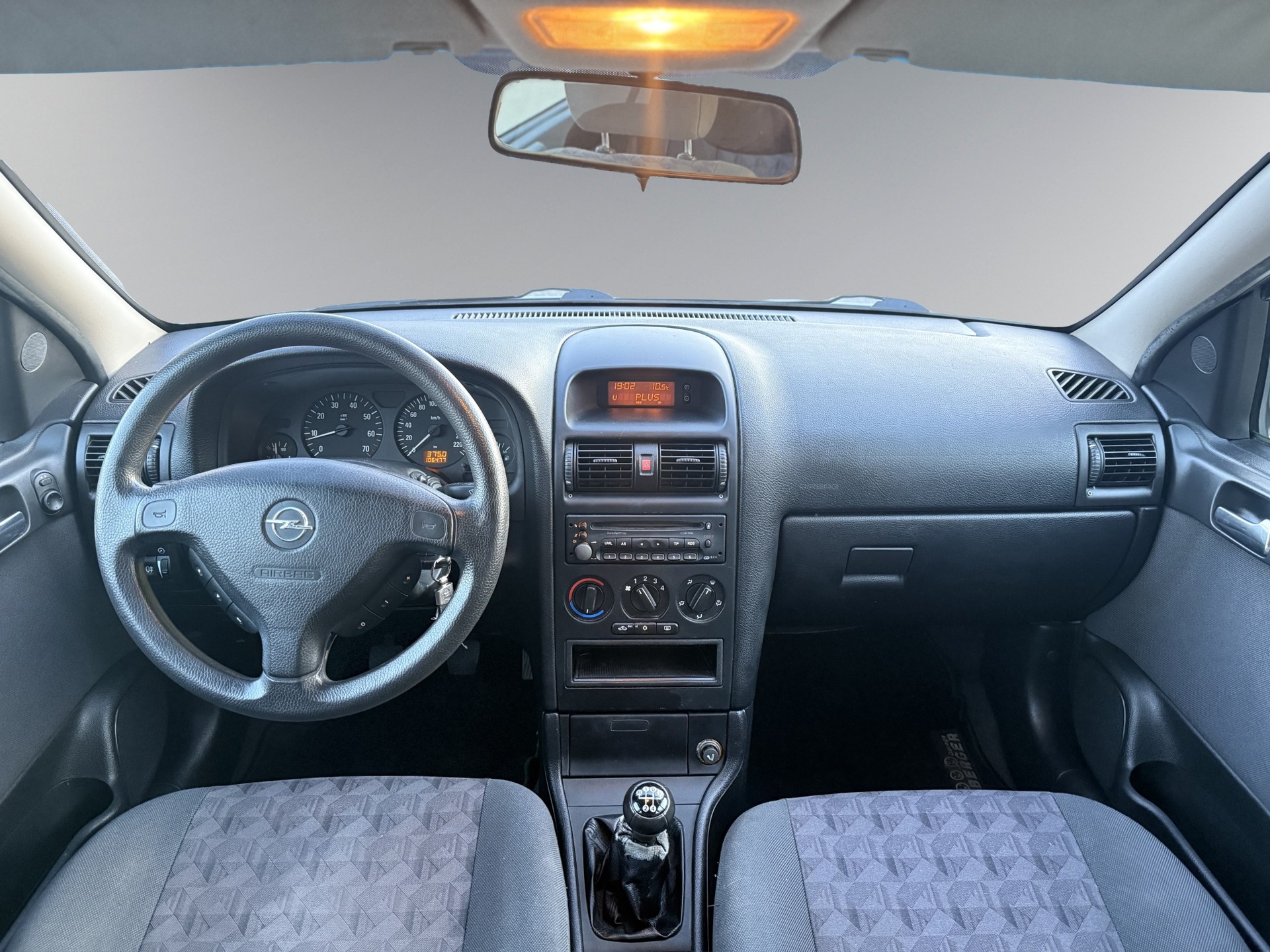 OPEL CONFORT-image-11