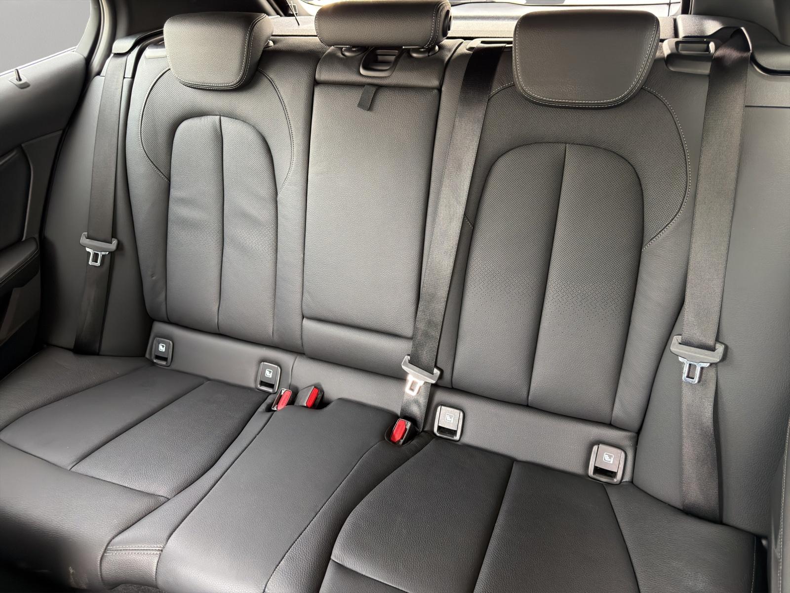 BMW 120d xDrive Steptronic Pure M Sport-image-22