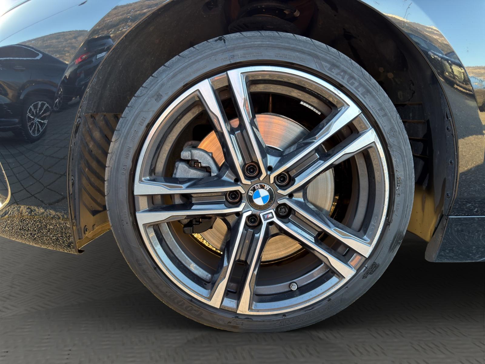 BMW 120d xDrive Steptronic Pure M Sport-image-9