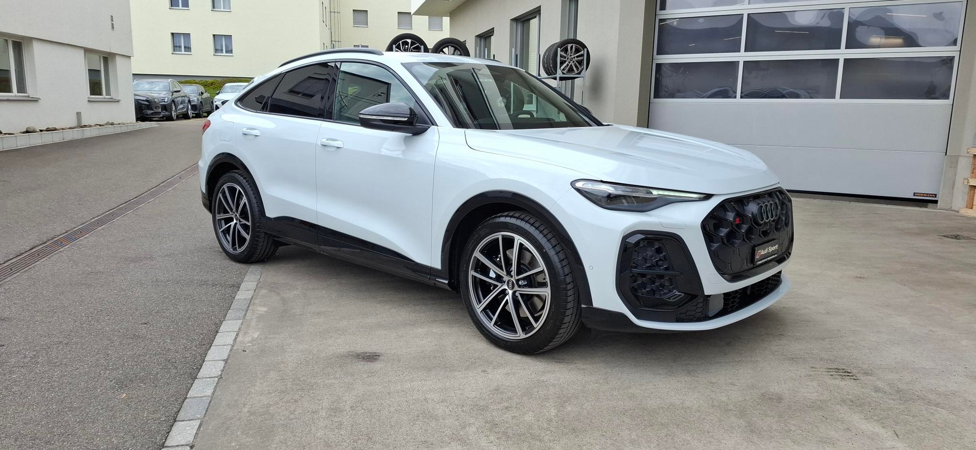 AUDI SQ5 Sportback TFSI quattro S-tronic-image-5
