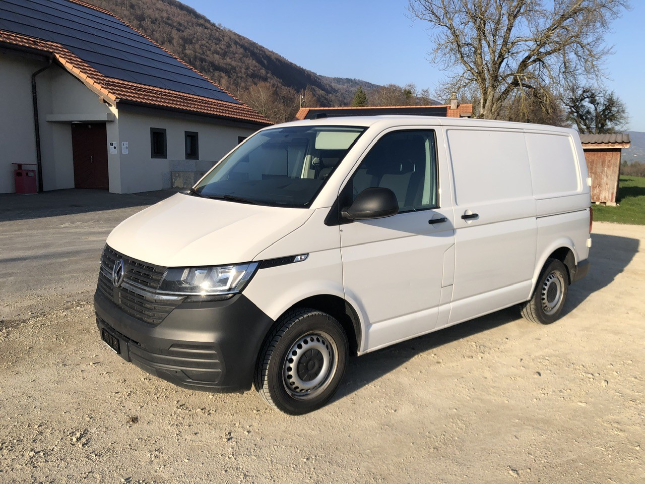 VW T6.1 2.0 TDI-image-2