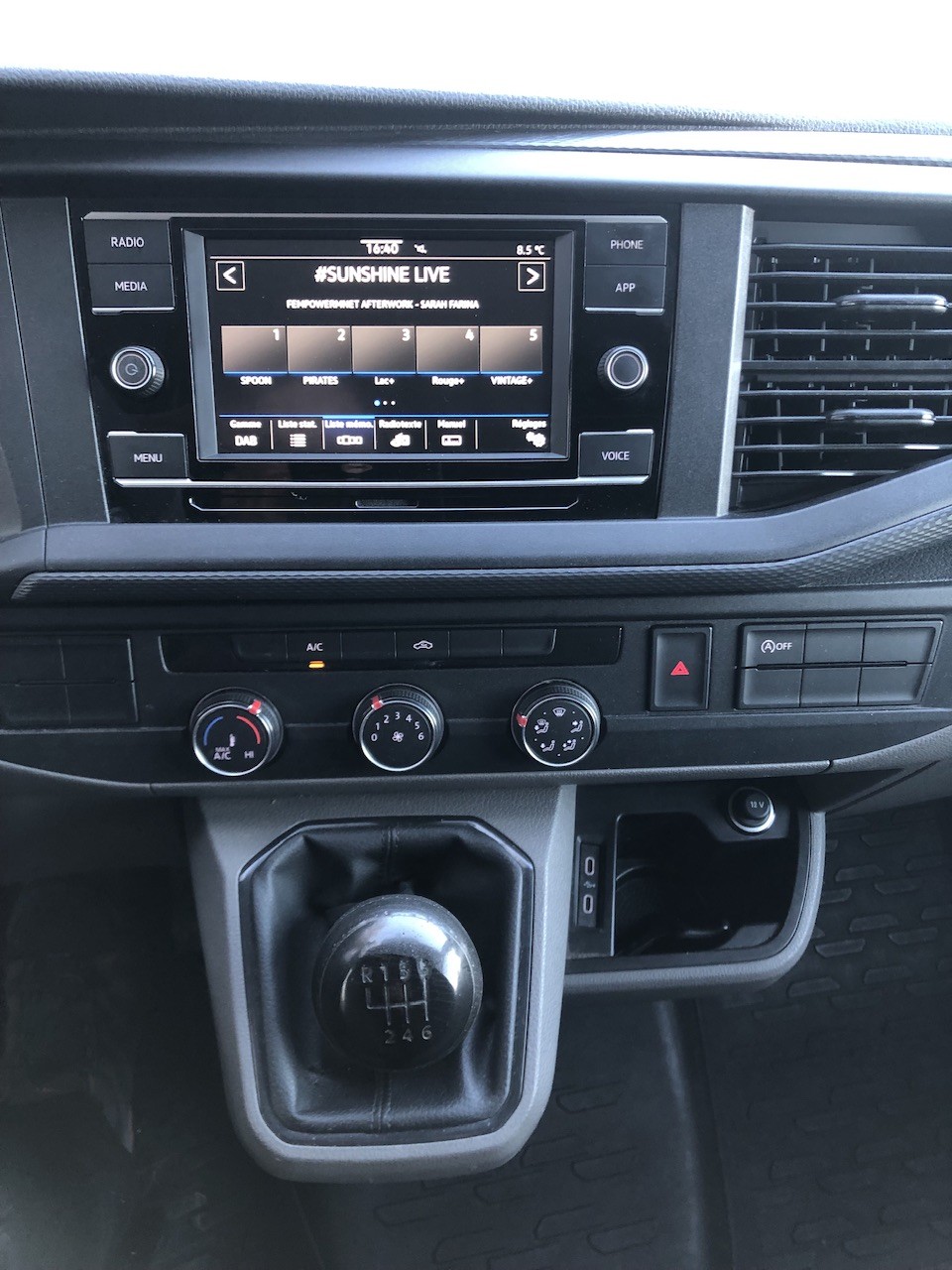 VW T6.1 2.0 TDI-image-11