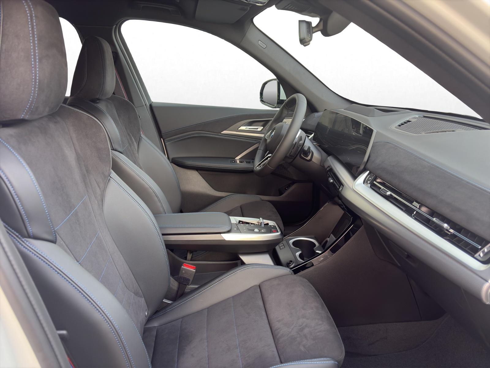 BMW X1 20d xDrive-image-15