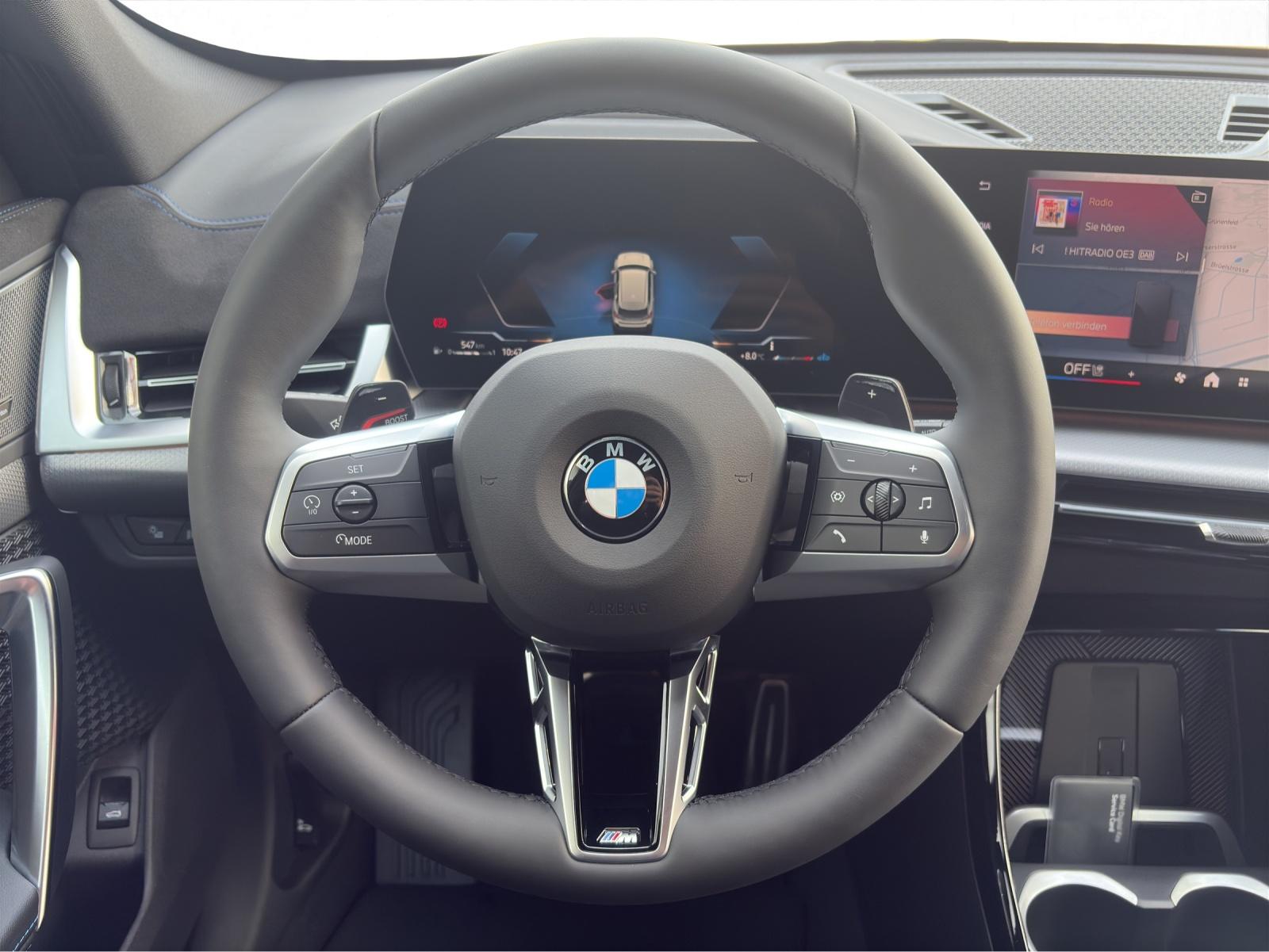BMW X1 20d xDrive paddles-image-10