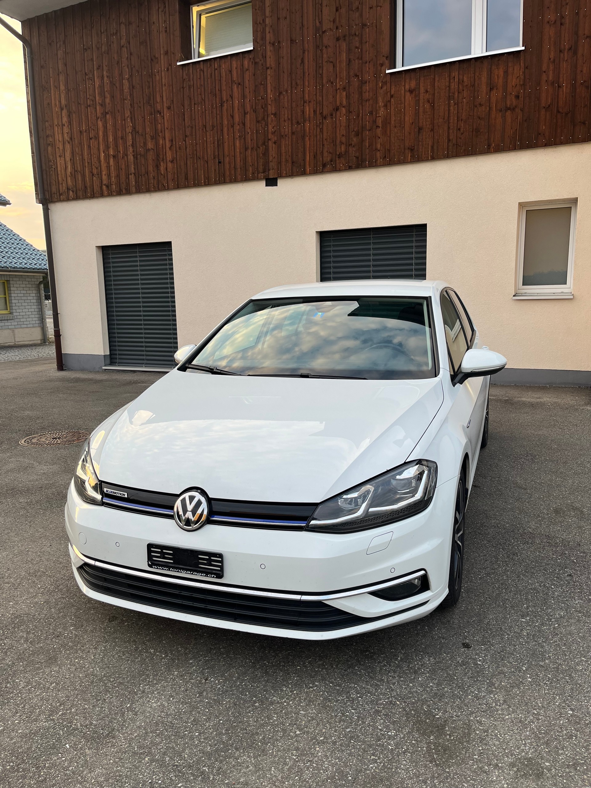 VW Golf 1.5 TSI EVO Comfortline DSG-image-1