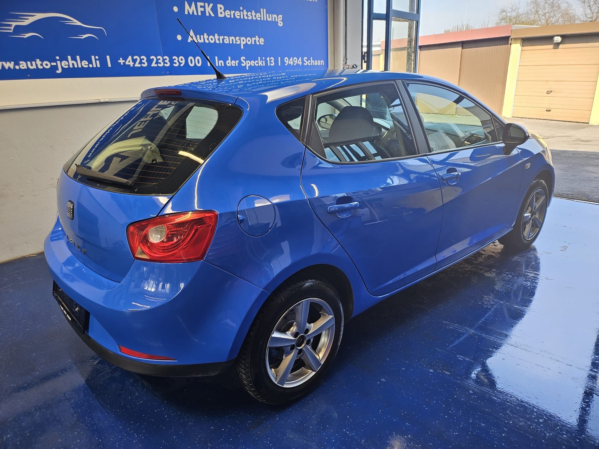 SEAT Ibiza 1.6 Sport-image-8