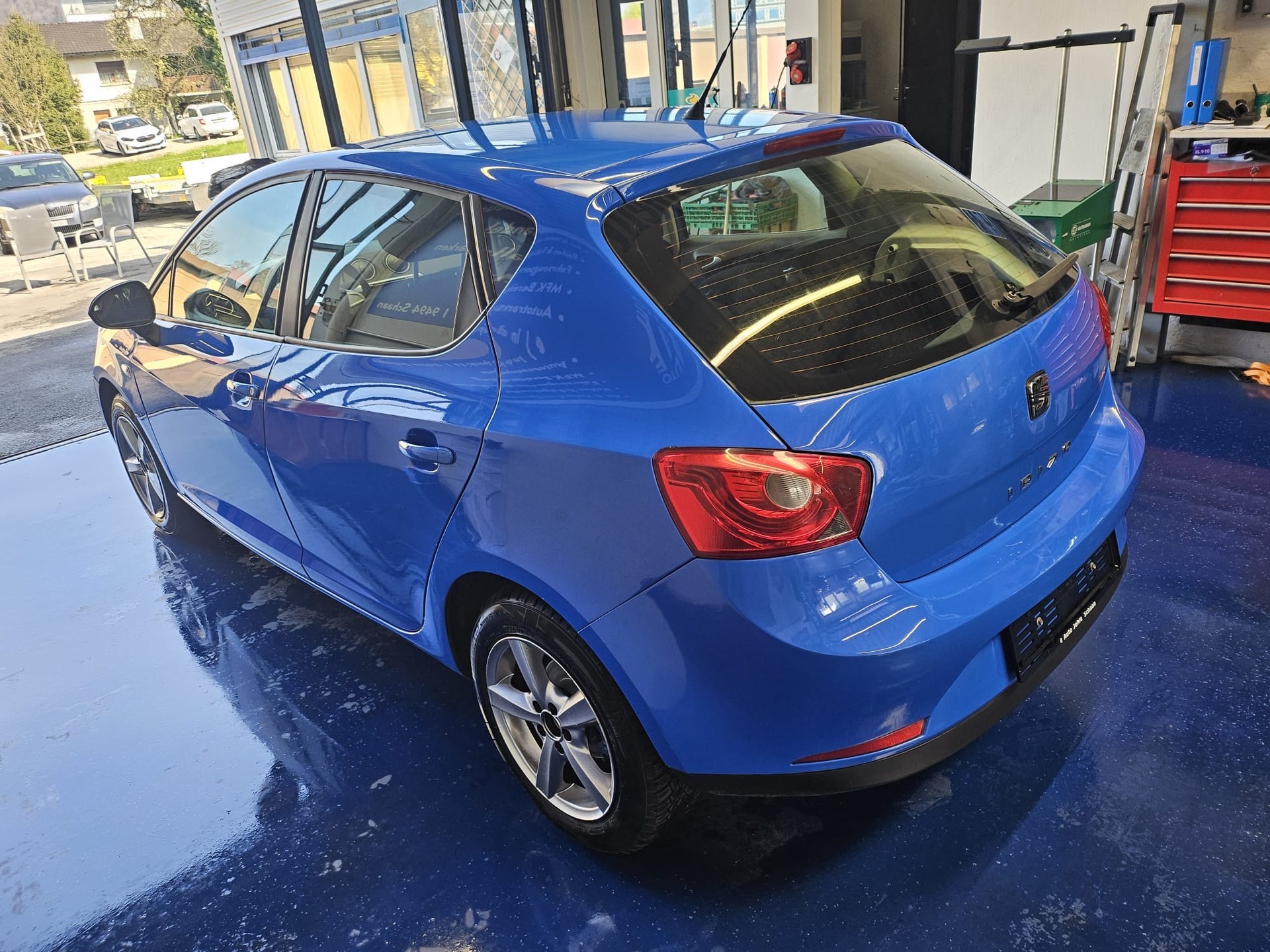 SEAT Ibiza 1.6 Sport-image-5