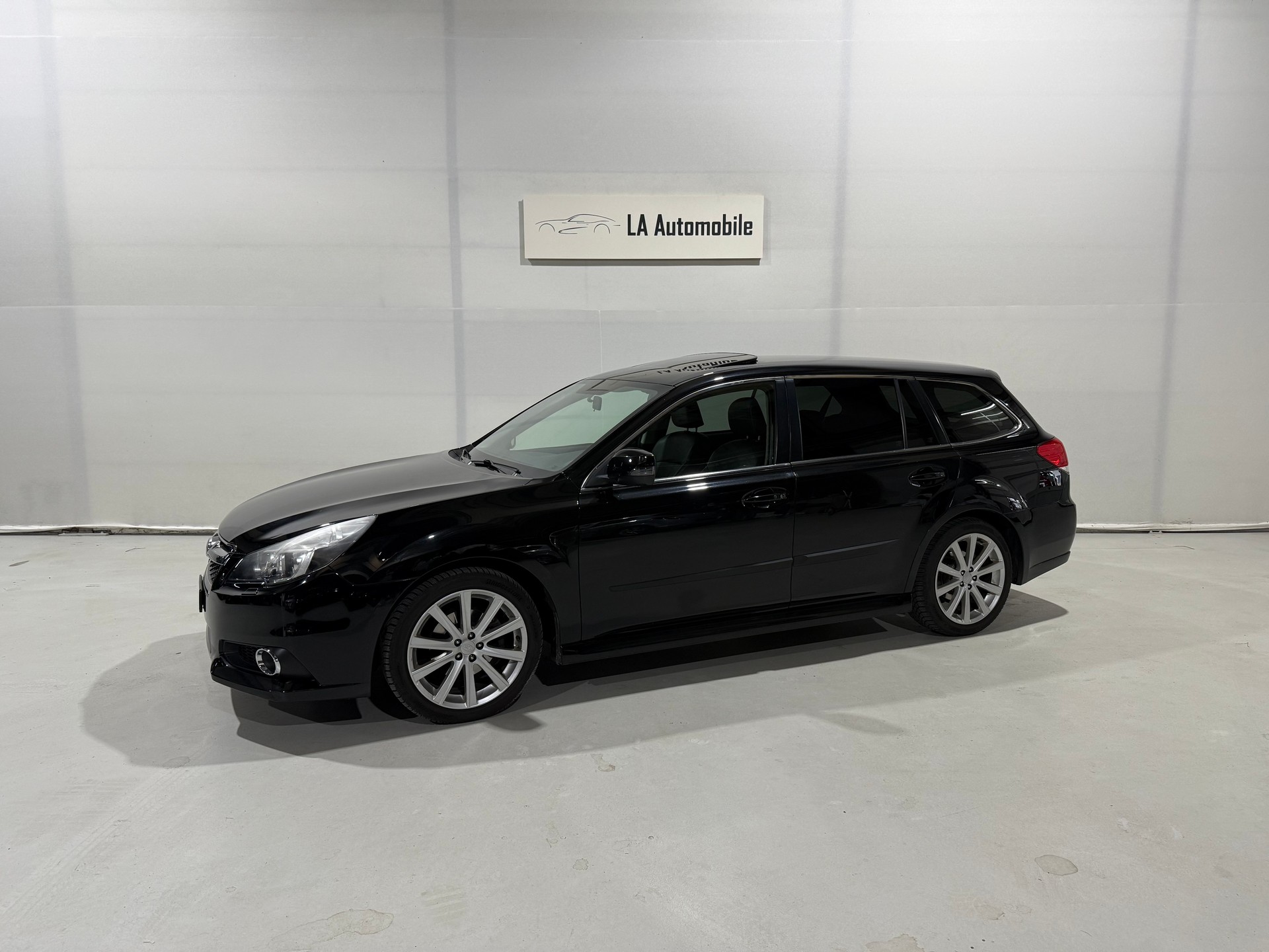 SUBARU Legacy 2.5i Limited S AWD Lineartronic-image-1