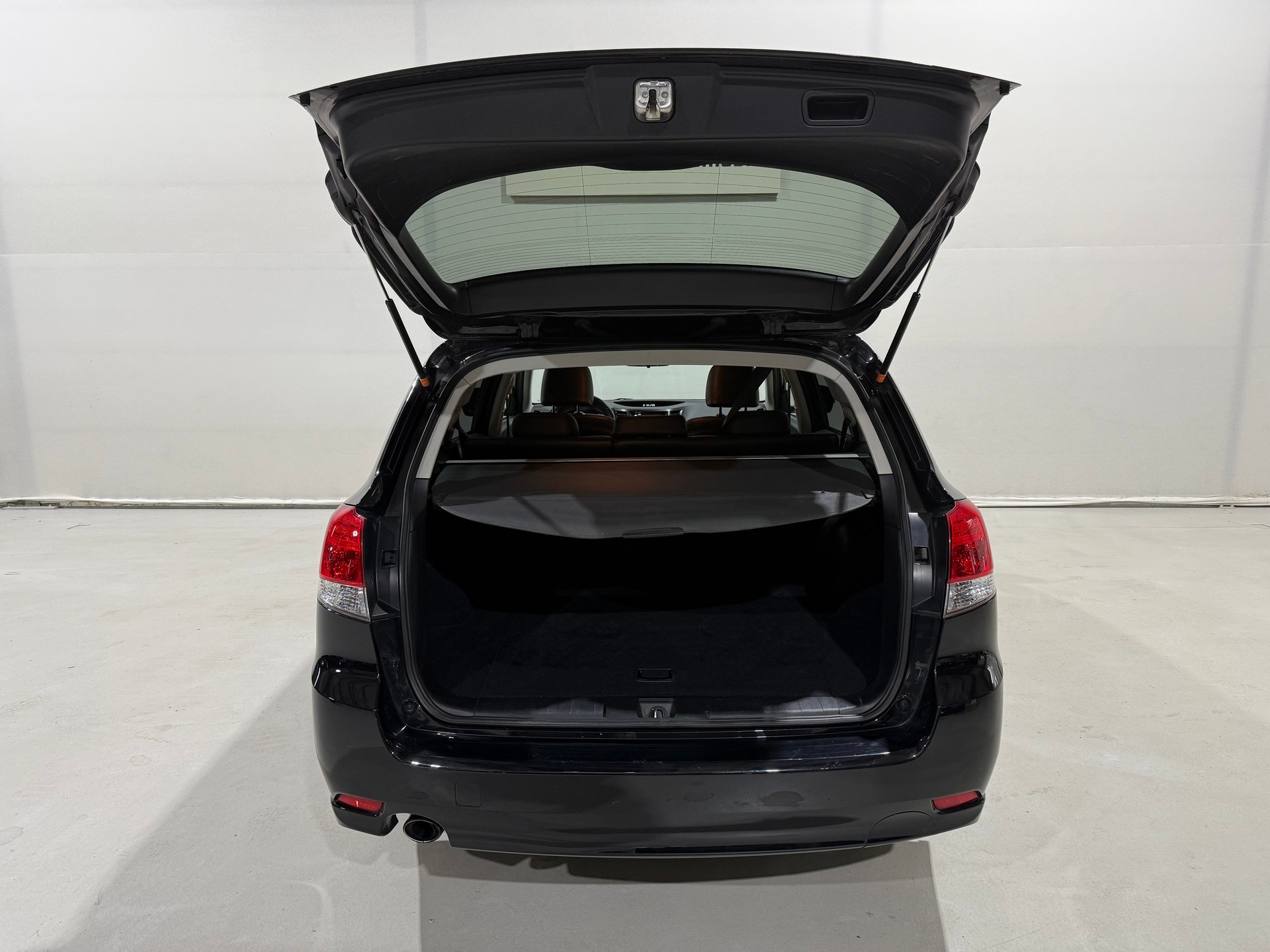 SUBARU Legacy 2.5i Limited S AWD Lineartronic-image-10