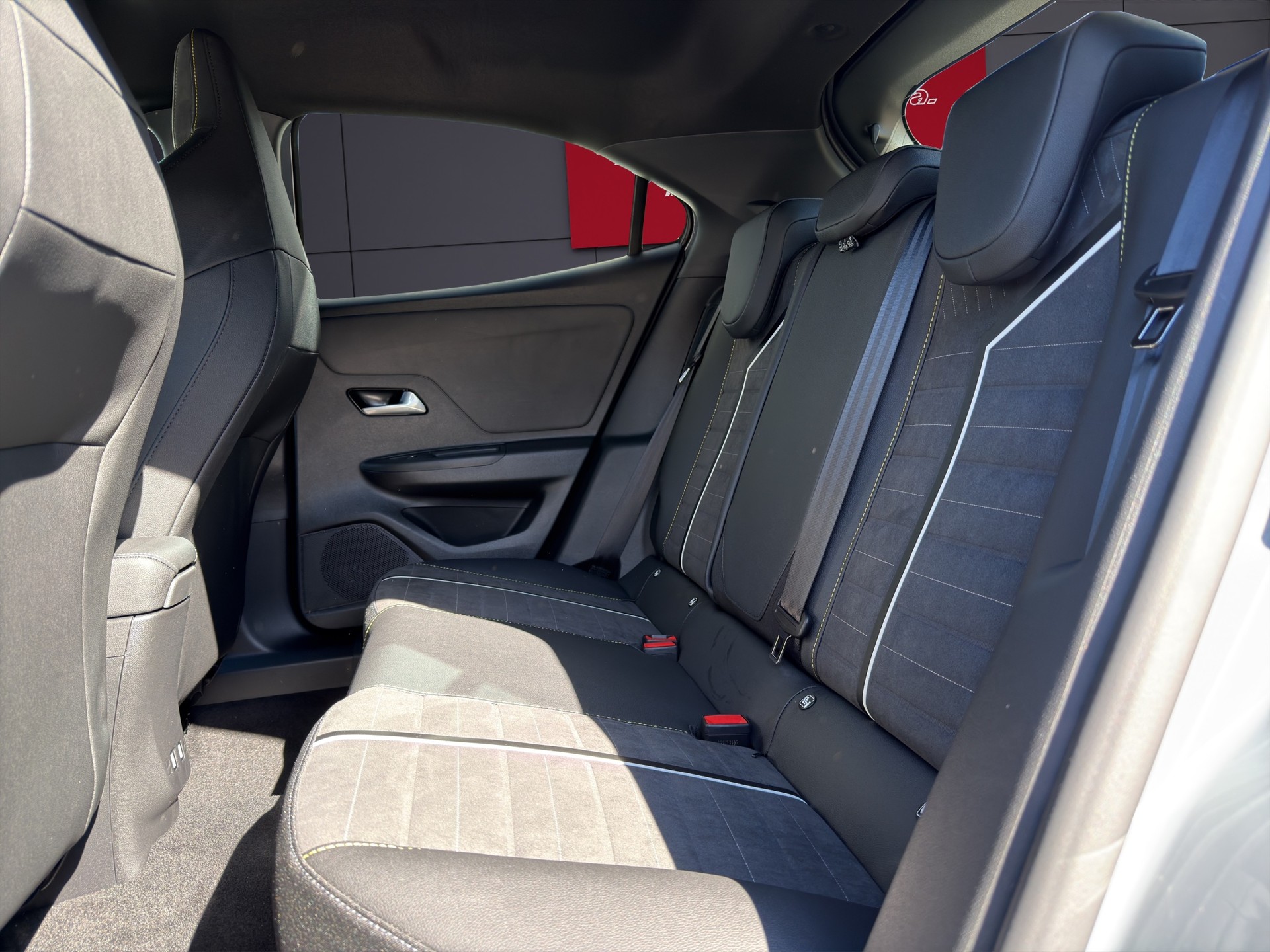 OPEL Mokka 54 kWh GSE-image-6