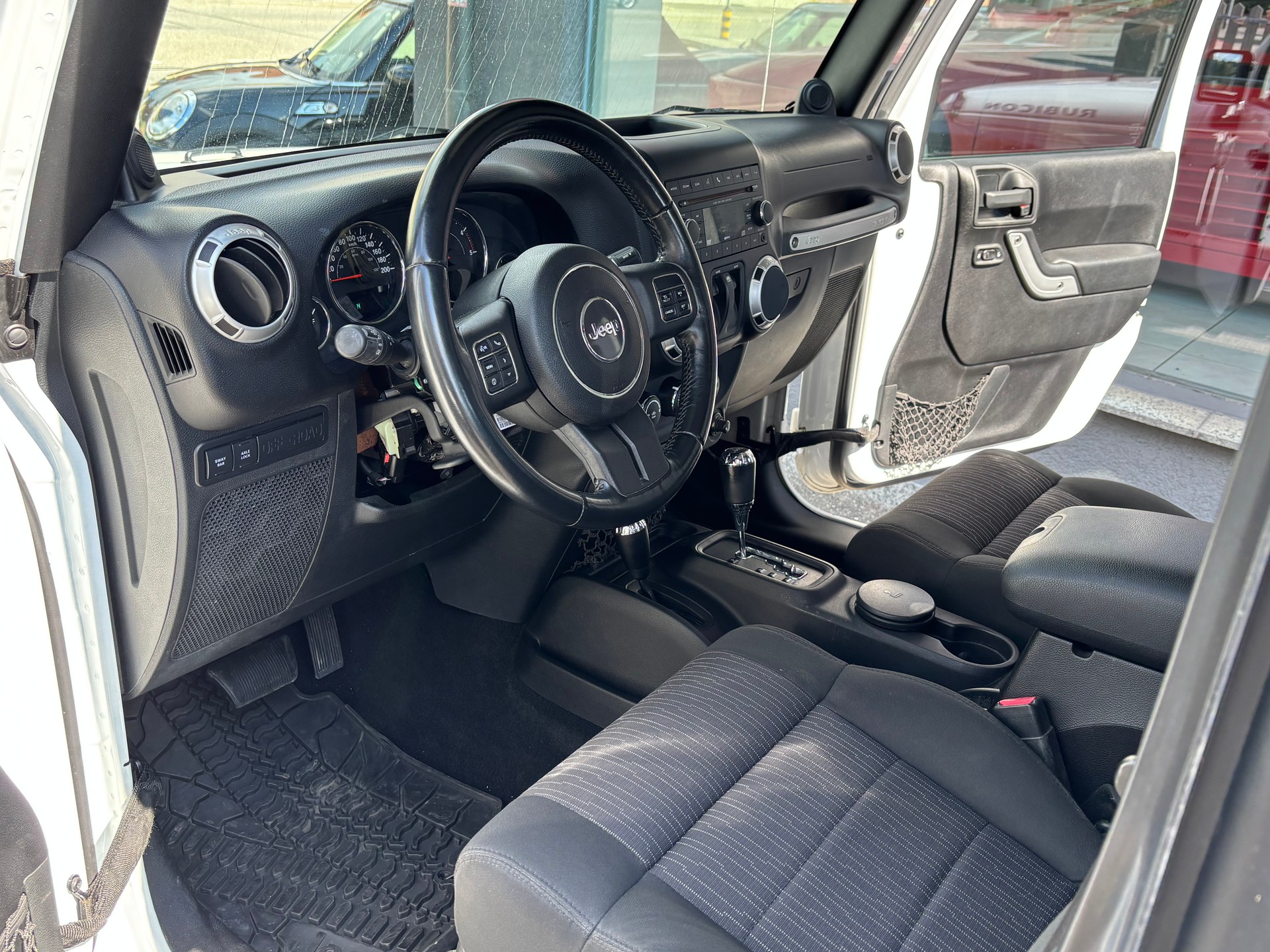 JEEP Wrangler 2.8 CRD Rubicon Automatic hardtop-image-7