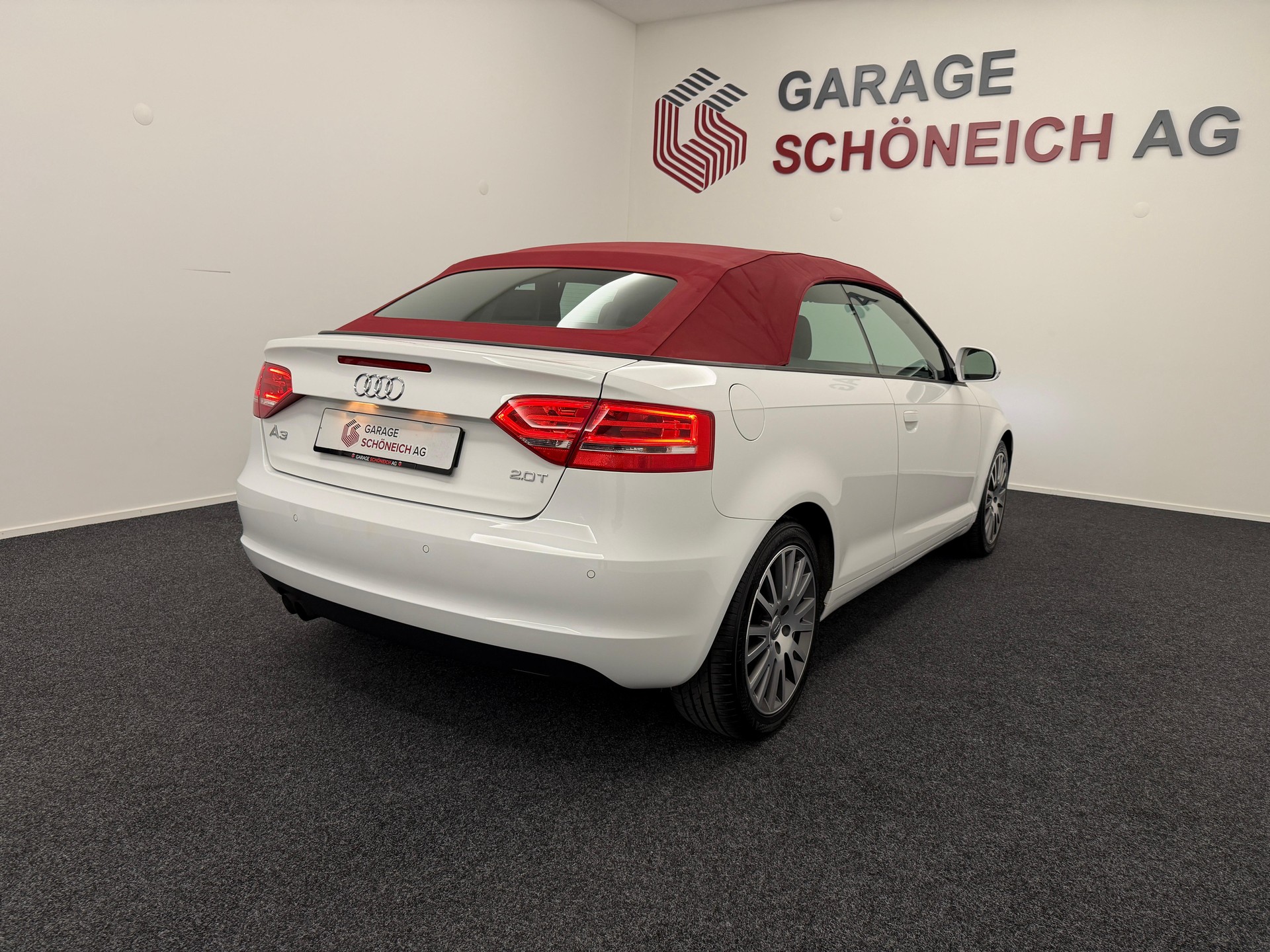 AUDI A3 Cabriolet 2.0 16V T FSI Ambition S-Tr-image-14