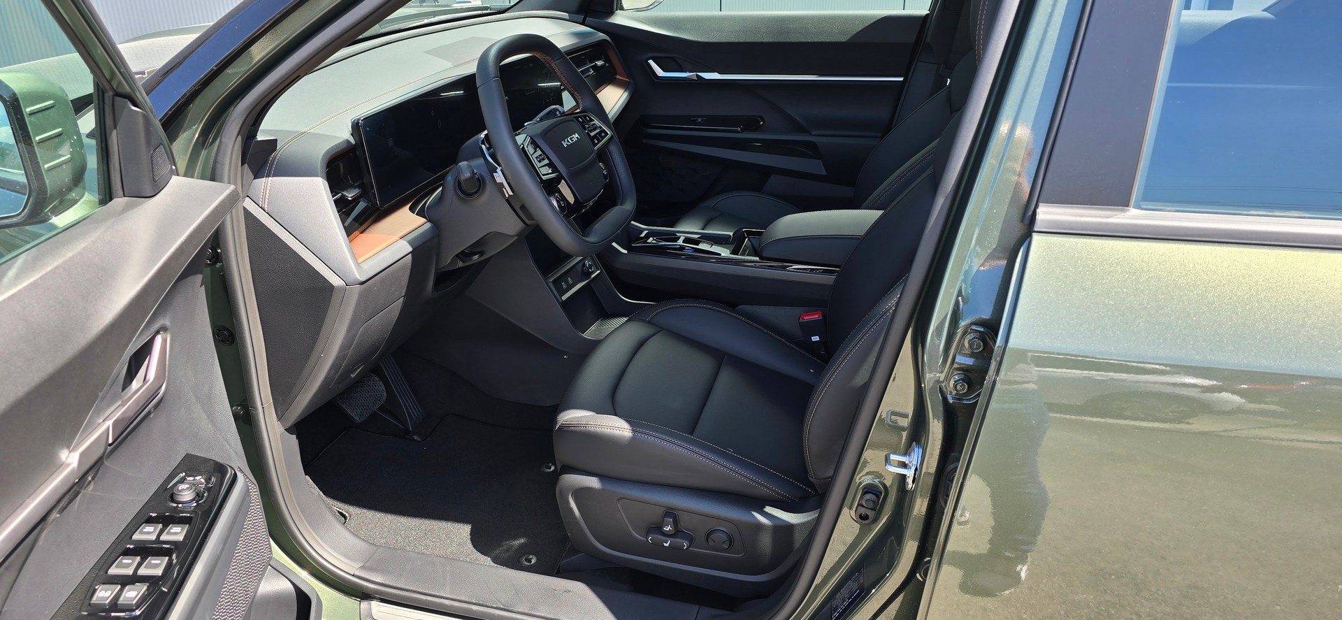 KGM-SsangYong Musso 80,6 kWh Platinum-image-2