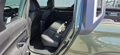 KGM Musso 80,6 kWh Platinum — photo 8